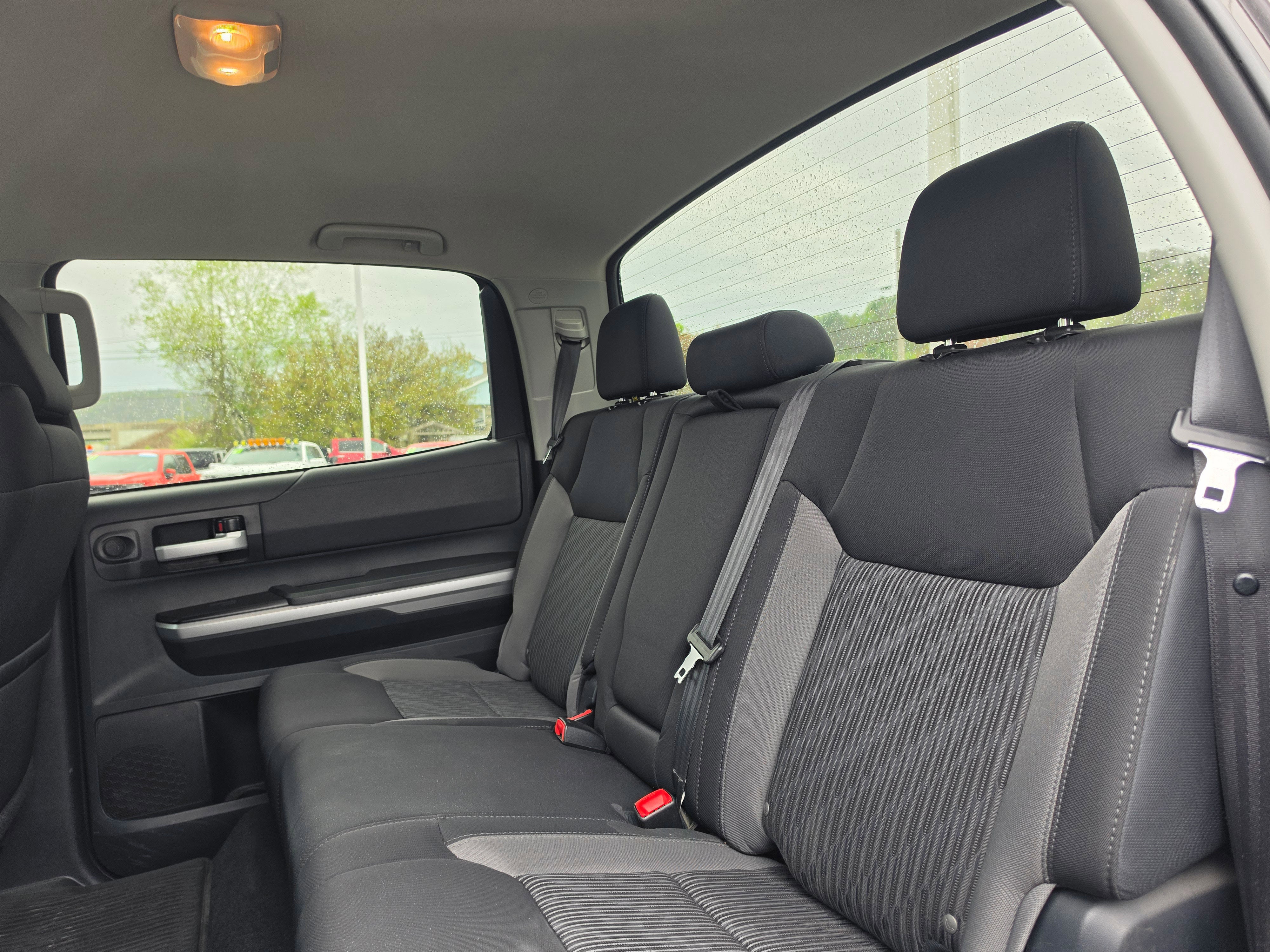2016 Toyota Tundra 4WD Truck SR5