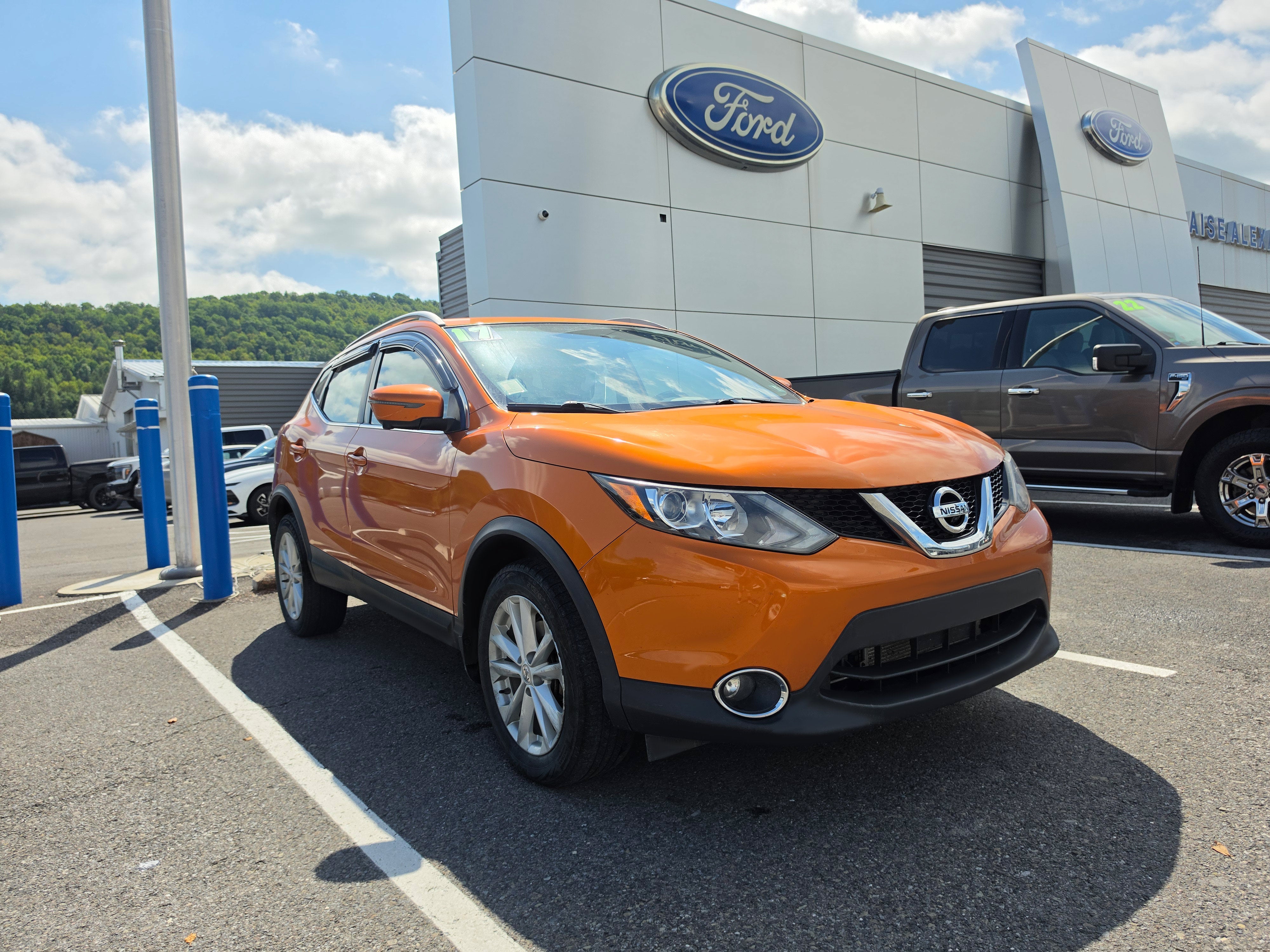 2017 Nissan Rogue Sport SV