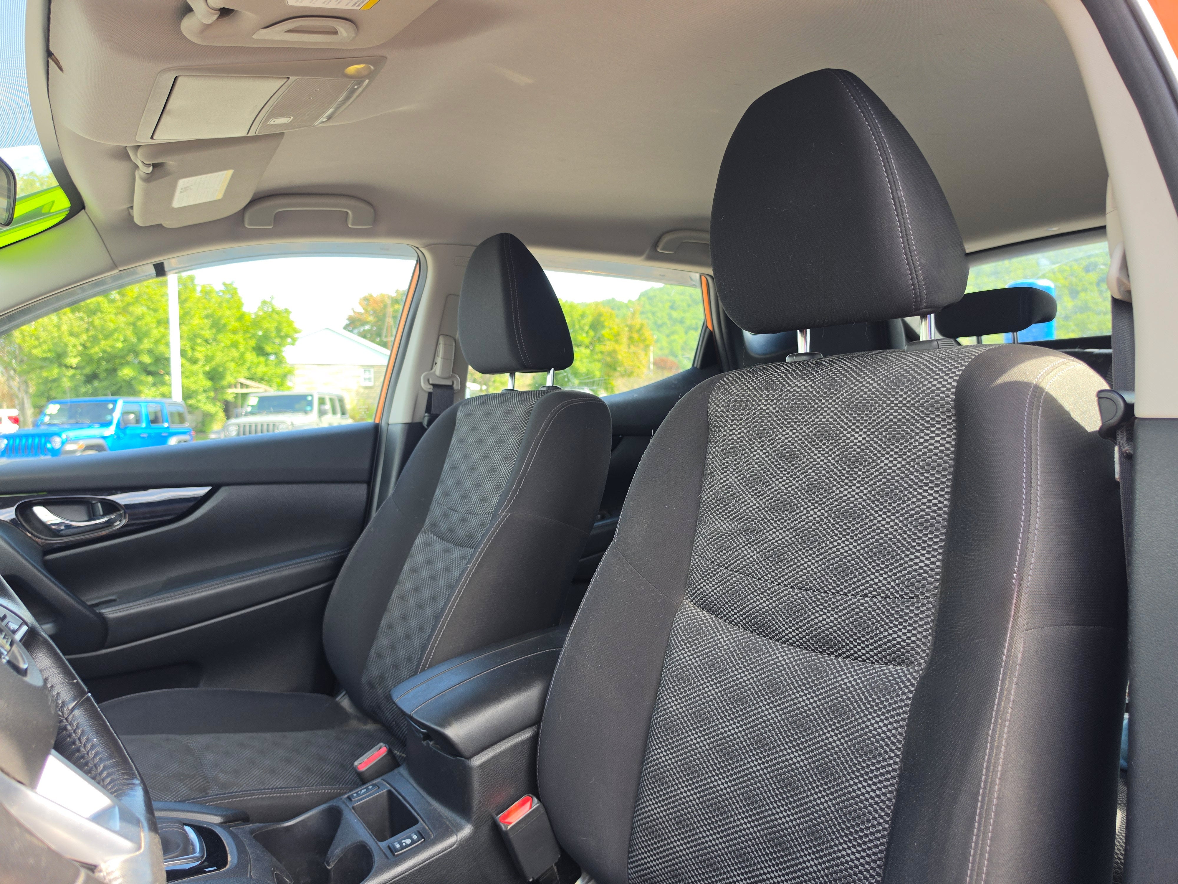 2017 Nissan Rogue Sport SV