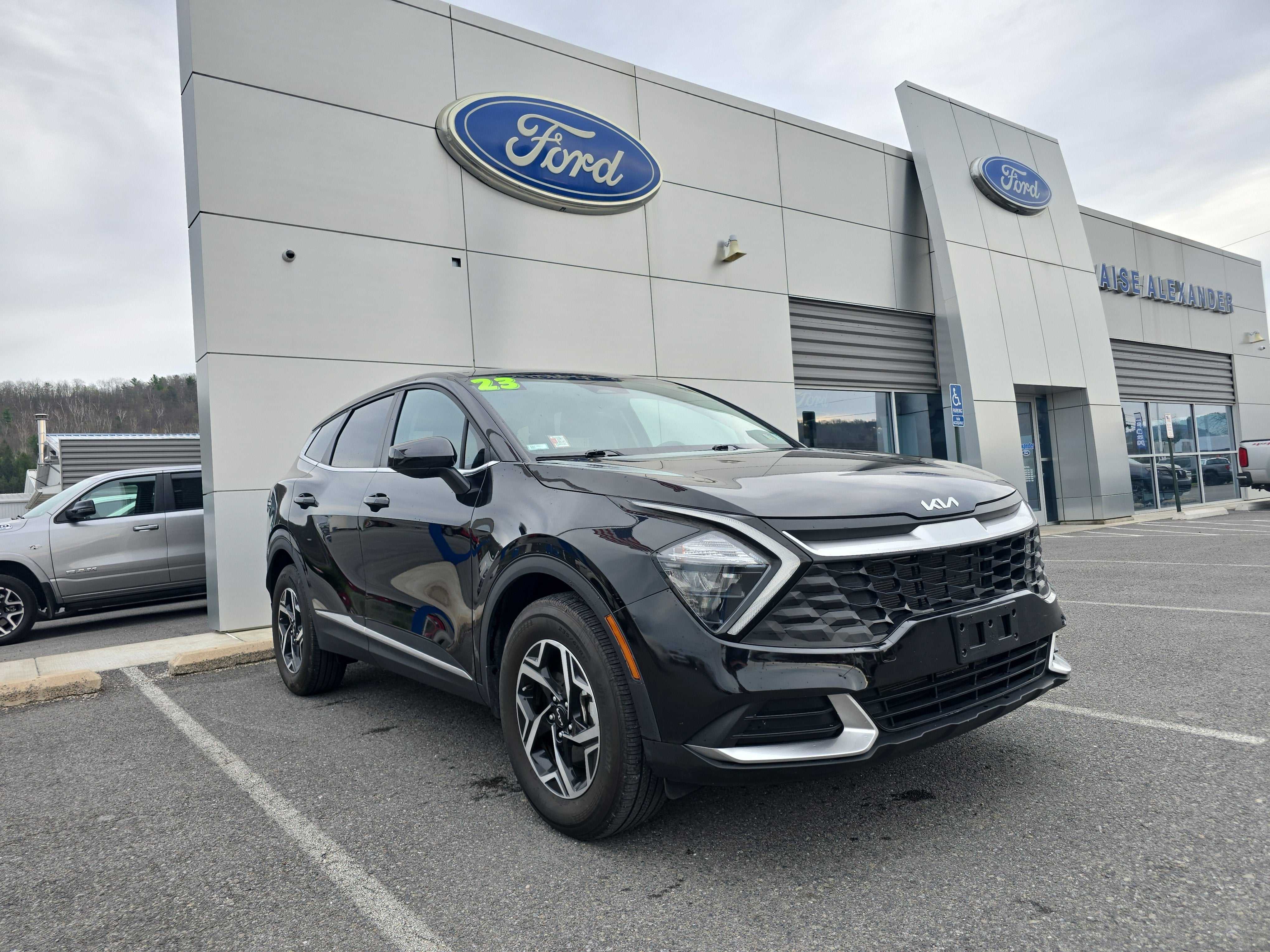 2023 Kia Sportage LX