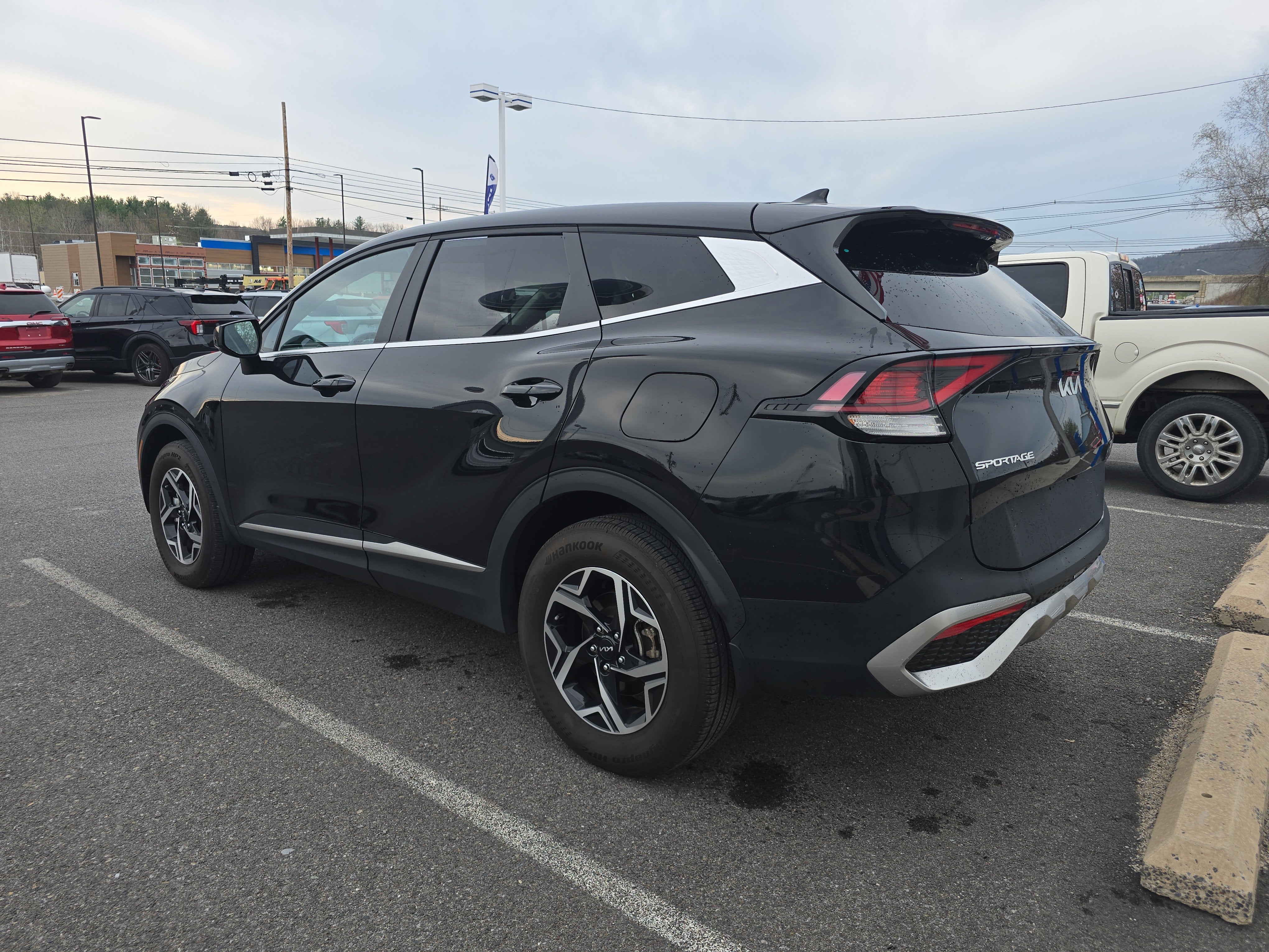 2023 Kia Sportage LX