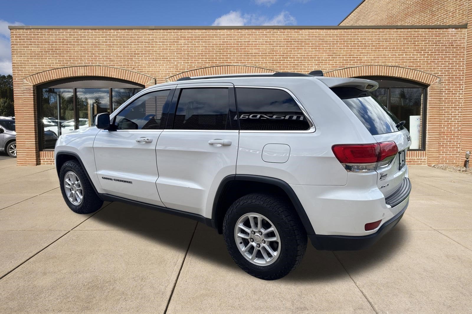 2019 Jeep Grand Cherokee Laredo E