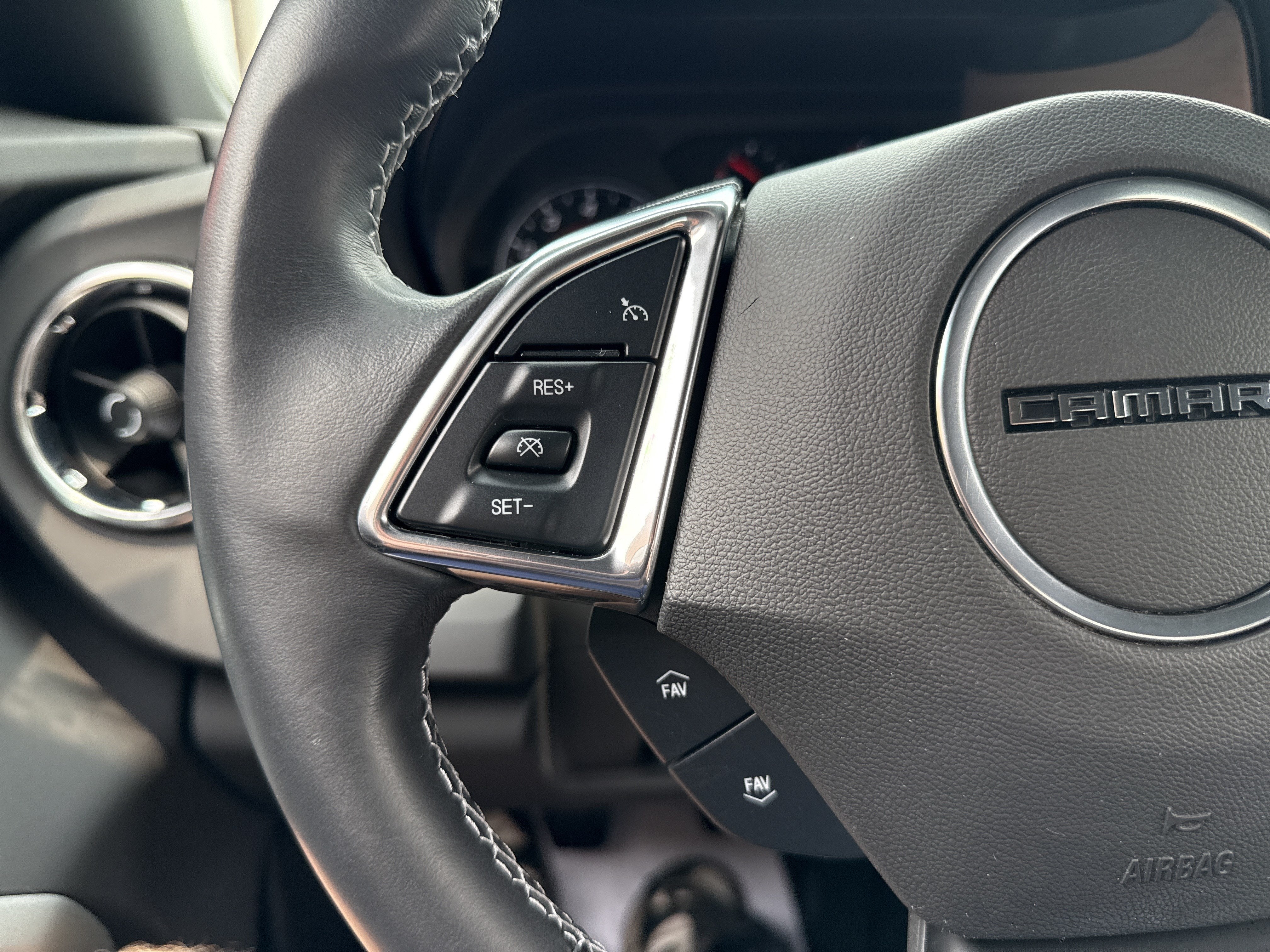 2023 Chevrolet Camaro 1LS