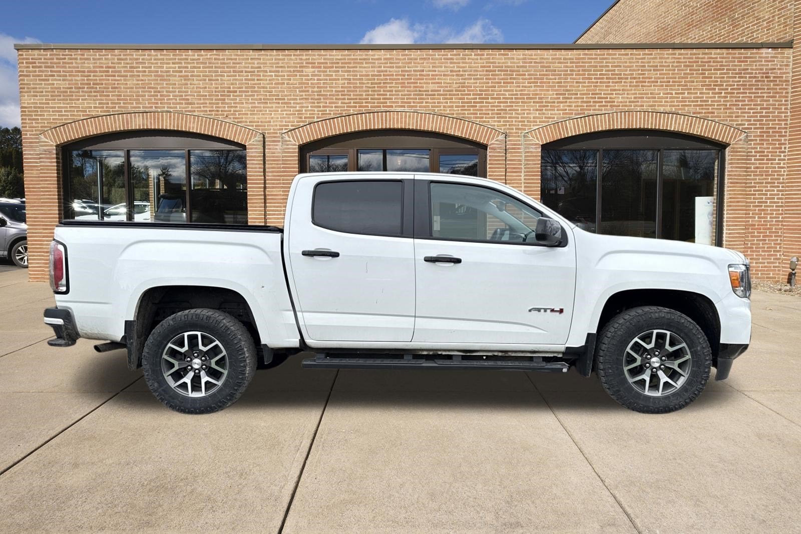2021 GMC Canyon 4WD AT4 w/Leather