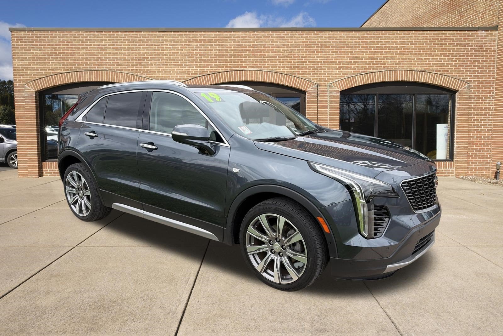 2019 Cadillac XT4 AWD Premium Luxury