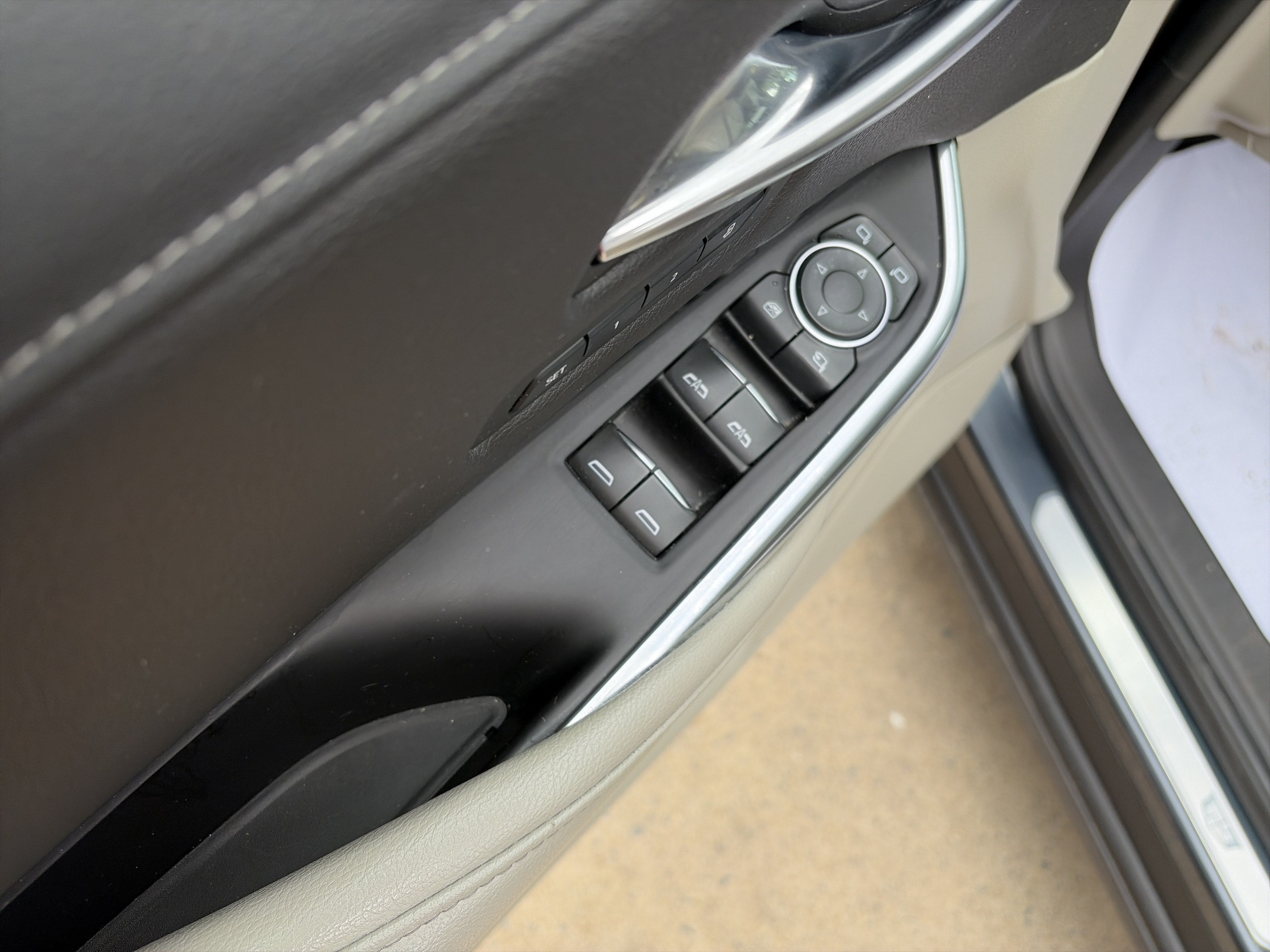 2019 Cadillac XT4 AWD Premium Luxury