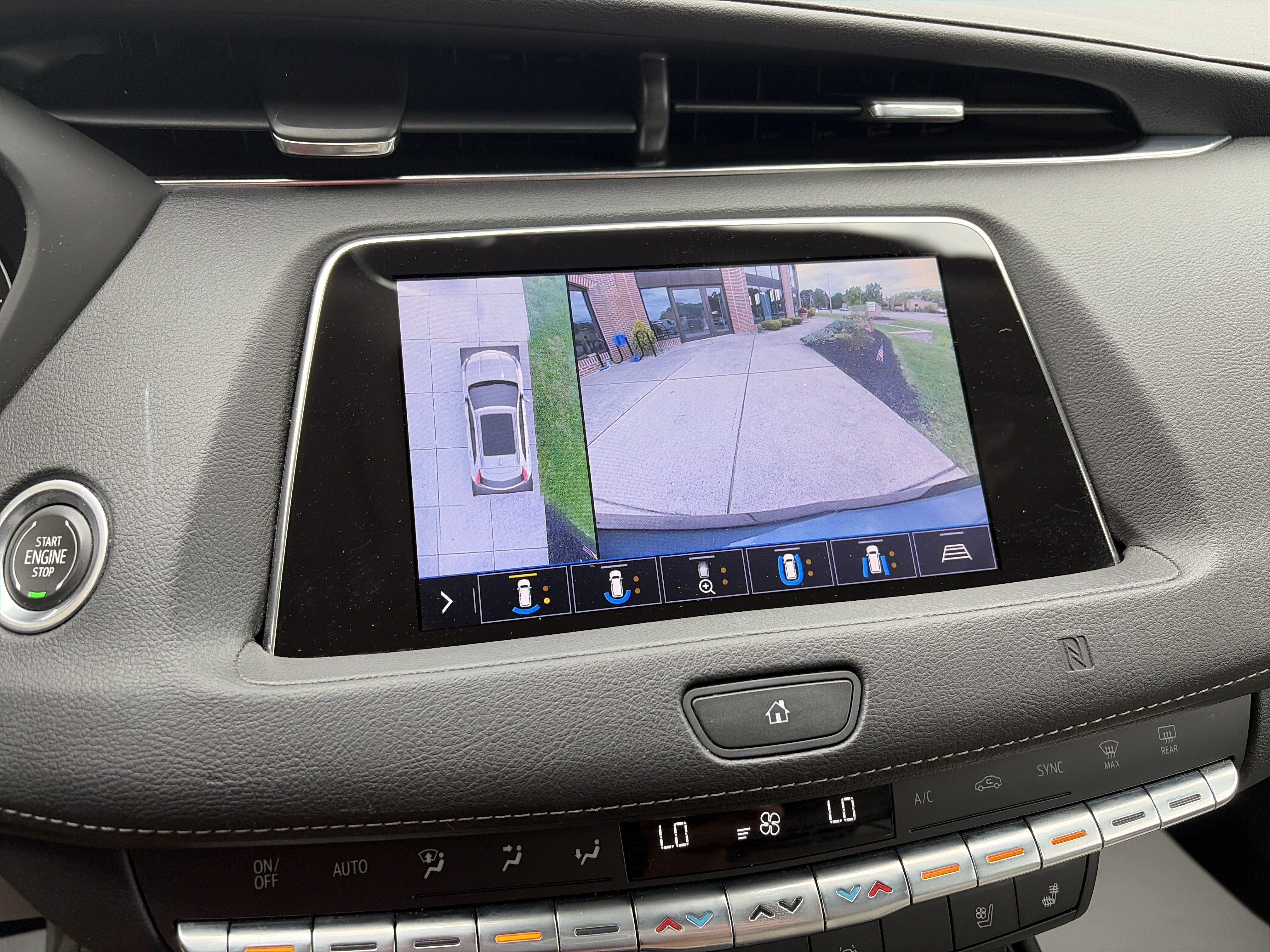 2019 Cadillac XT4 AWD Premium Luxury