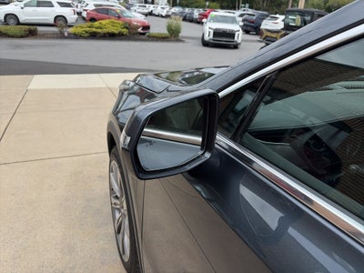 2019 Cadillac XT4 AWD Premium Luxury