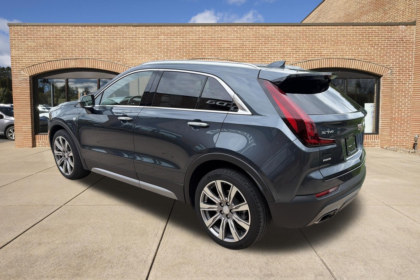 2019 Cadillac XT4 AWD Premium Luxury