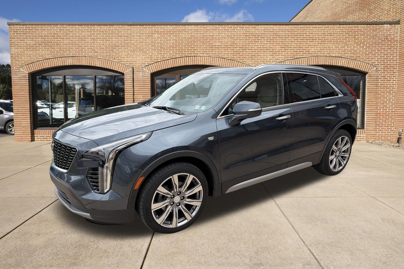 2019 Cadillac XT4 AWD Premium Luxury