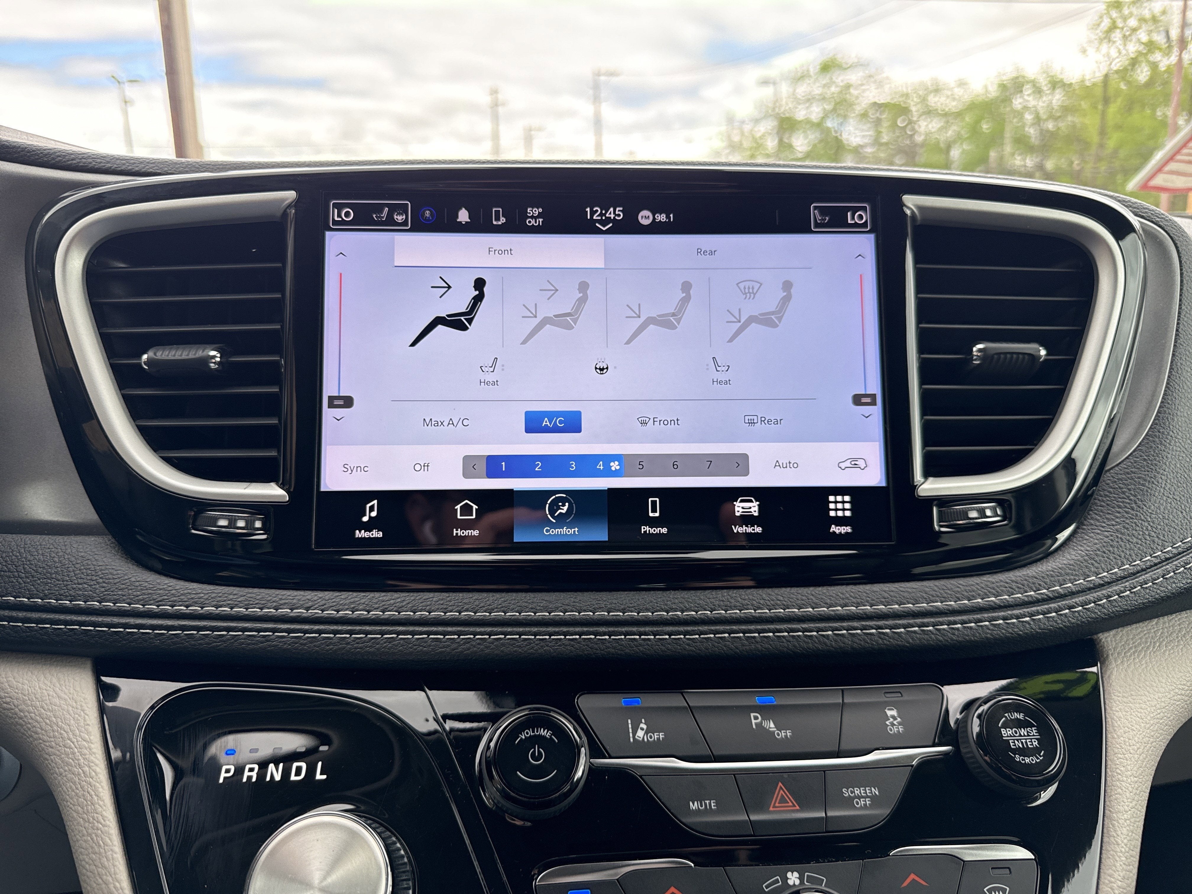2023 Chrysler Pacifica Hybrid Touring L
