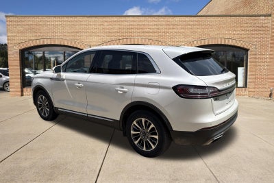 2019 Lincoln Nautilus Select