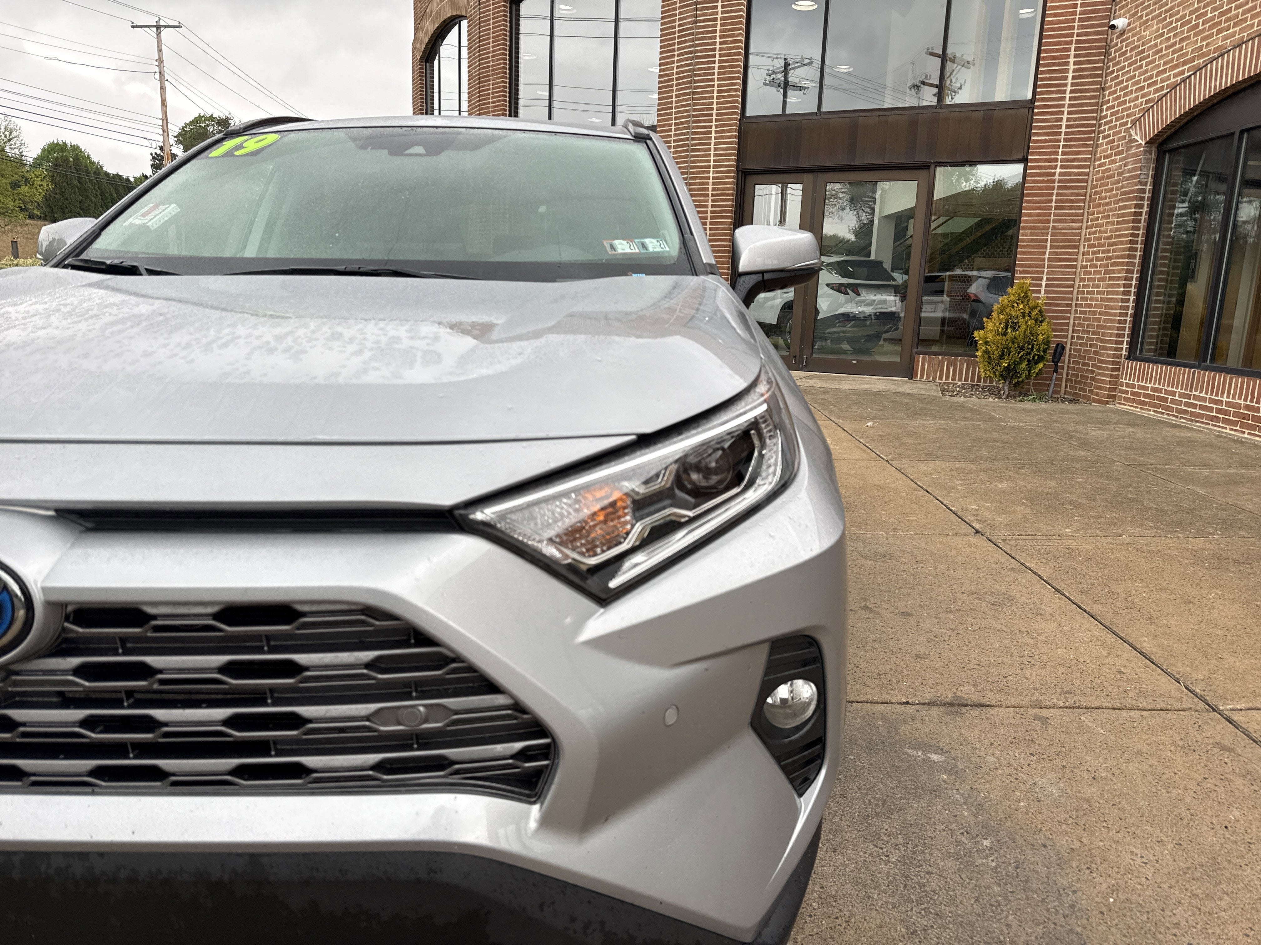 2019 Toyota RAV4 Hybrid Limited