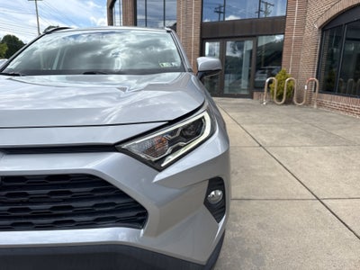 2019 Toyota RAV4 Hybrid XLE
