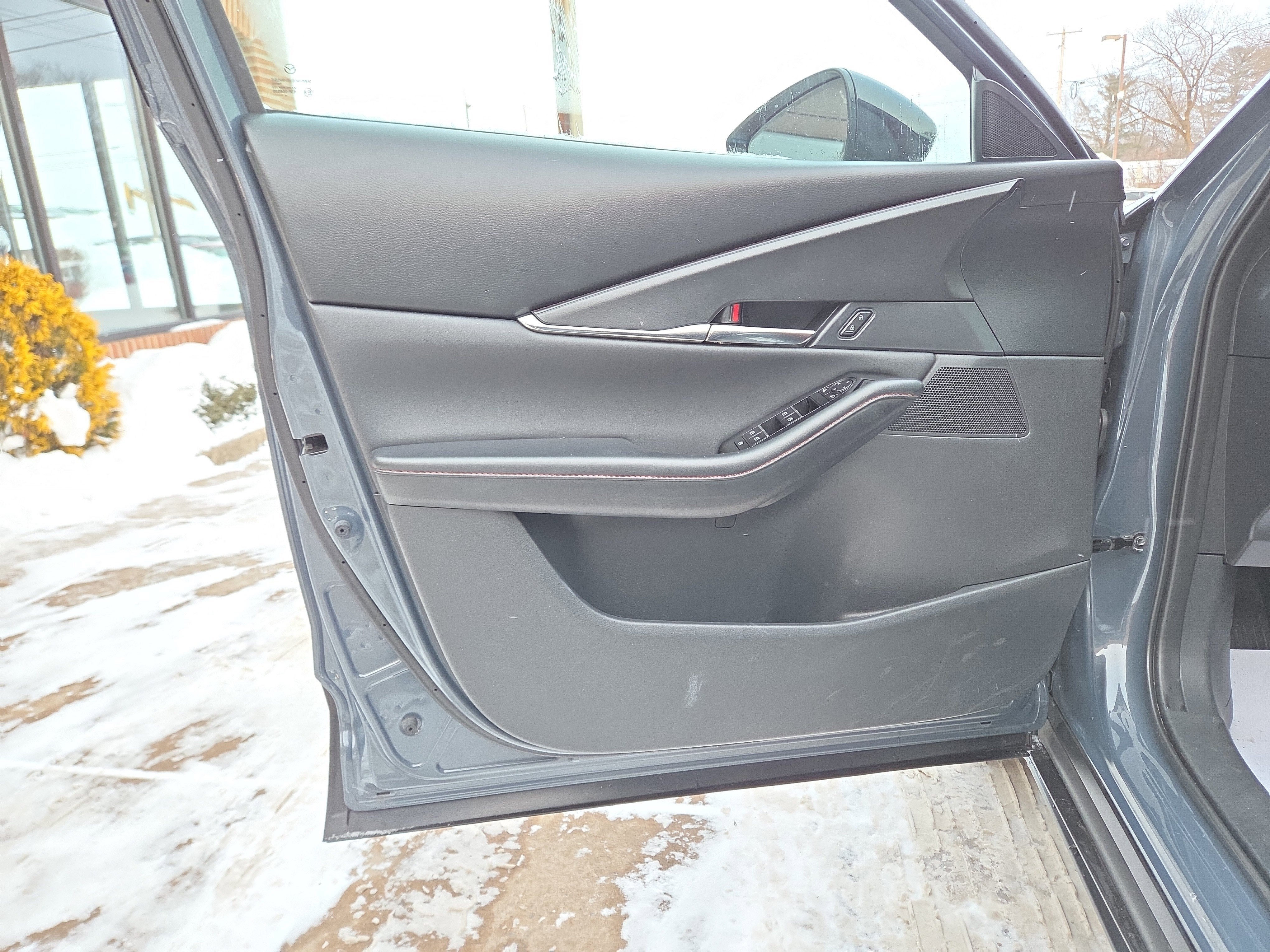 2025 Mazda Mazda CX-30 2.5 S Carbon Edition