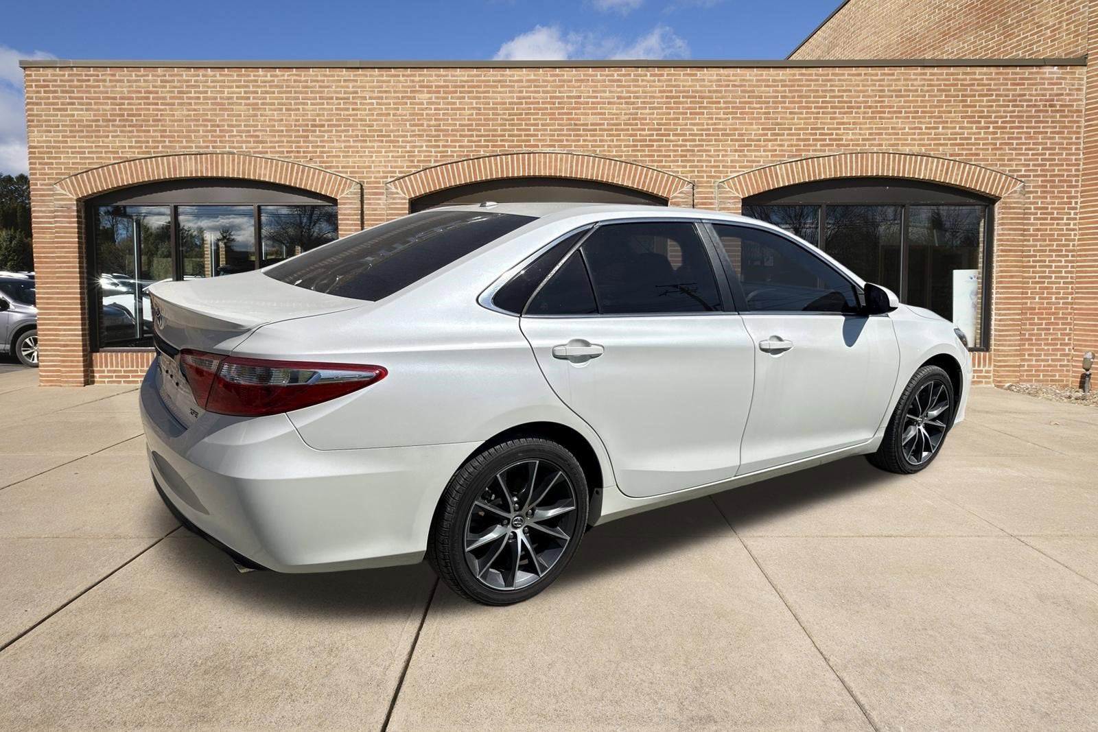 2016 Toyota Camry XSE
