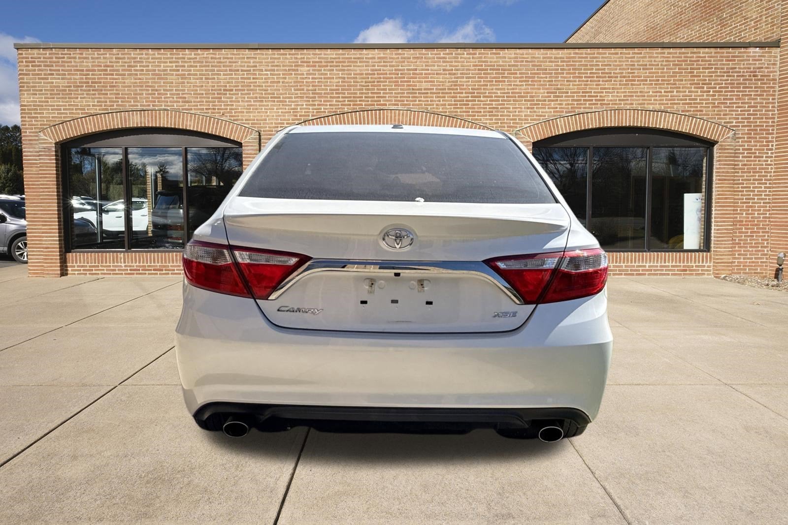 2016 Toyota Camry XSE