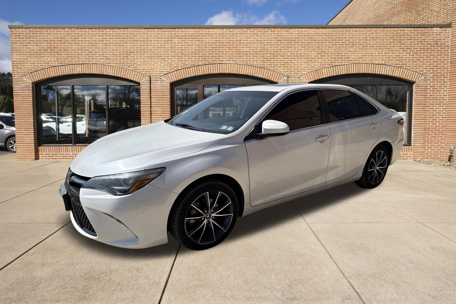 2016 Toyota Camry XSE