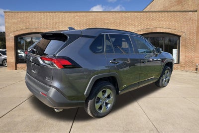 2025 Toyota RAV4 Hybrid XLE