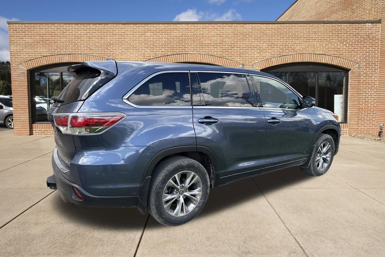 2016 Toyota Highlander LE Plus