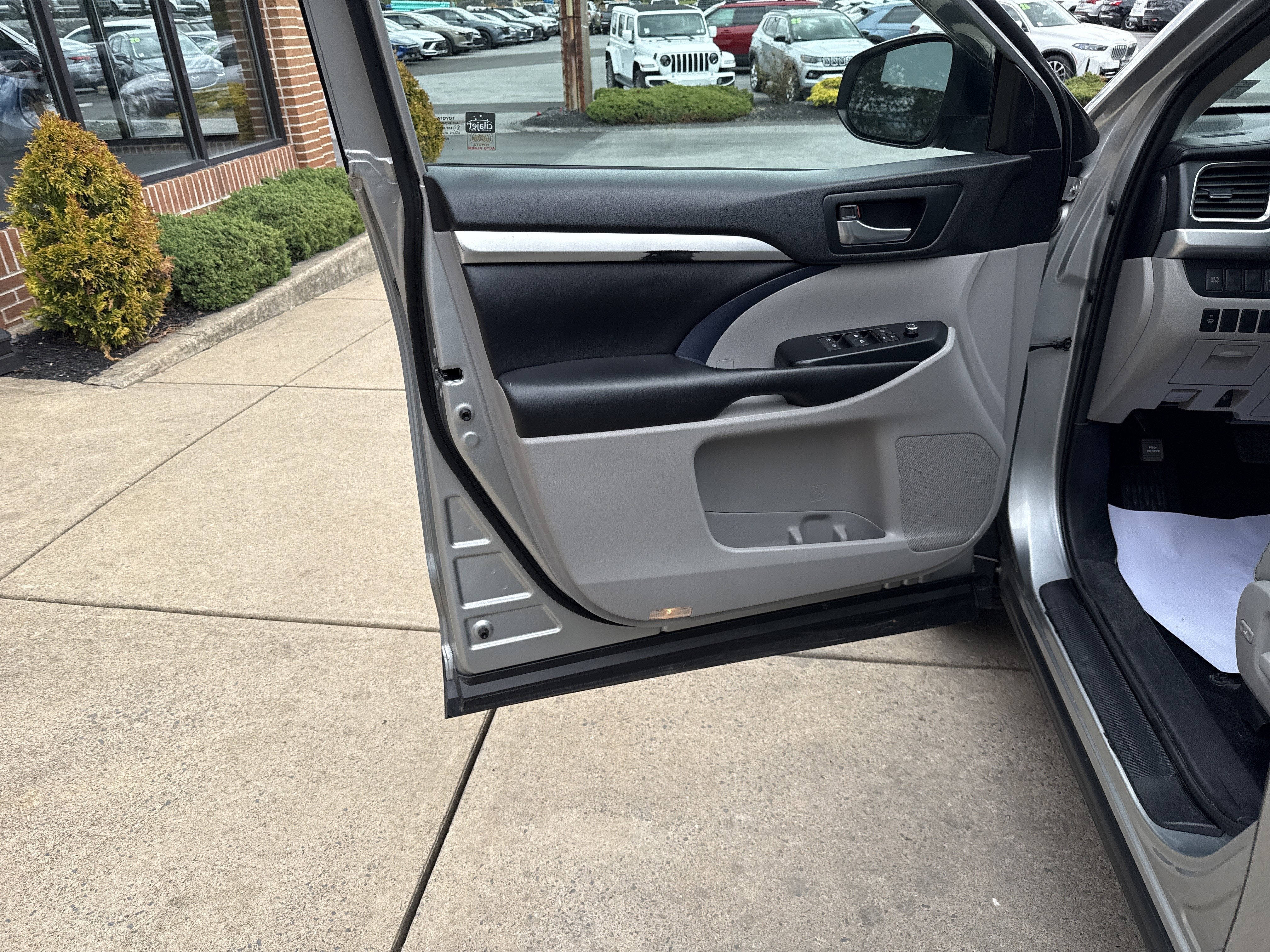 2019 Toyota Highlander Hybrid XLE