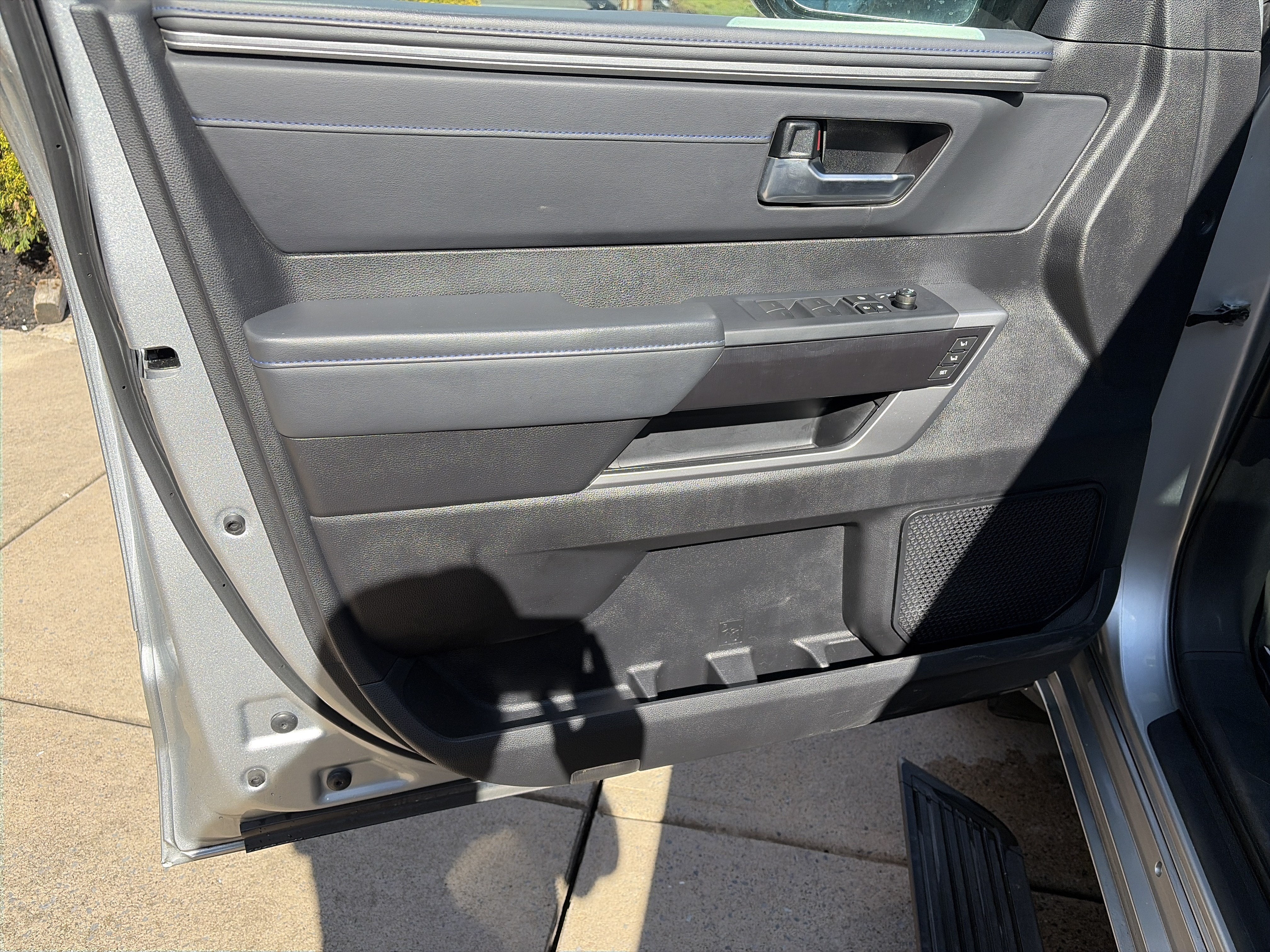2023 Toyota Sequoia Platinum