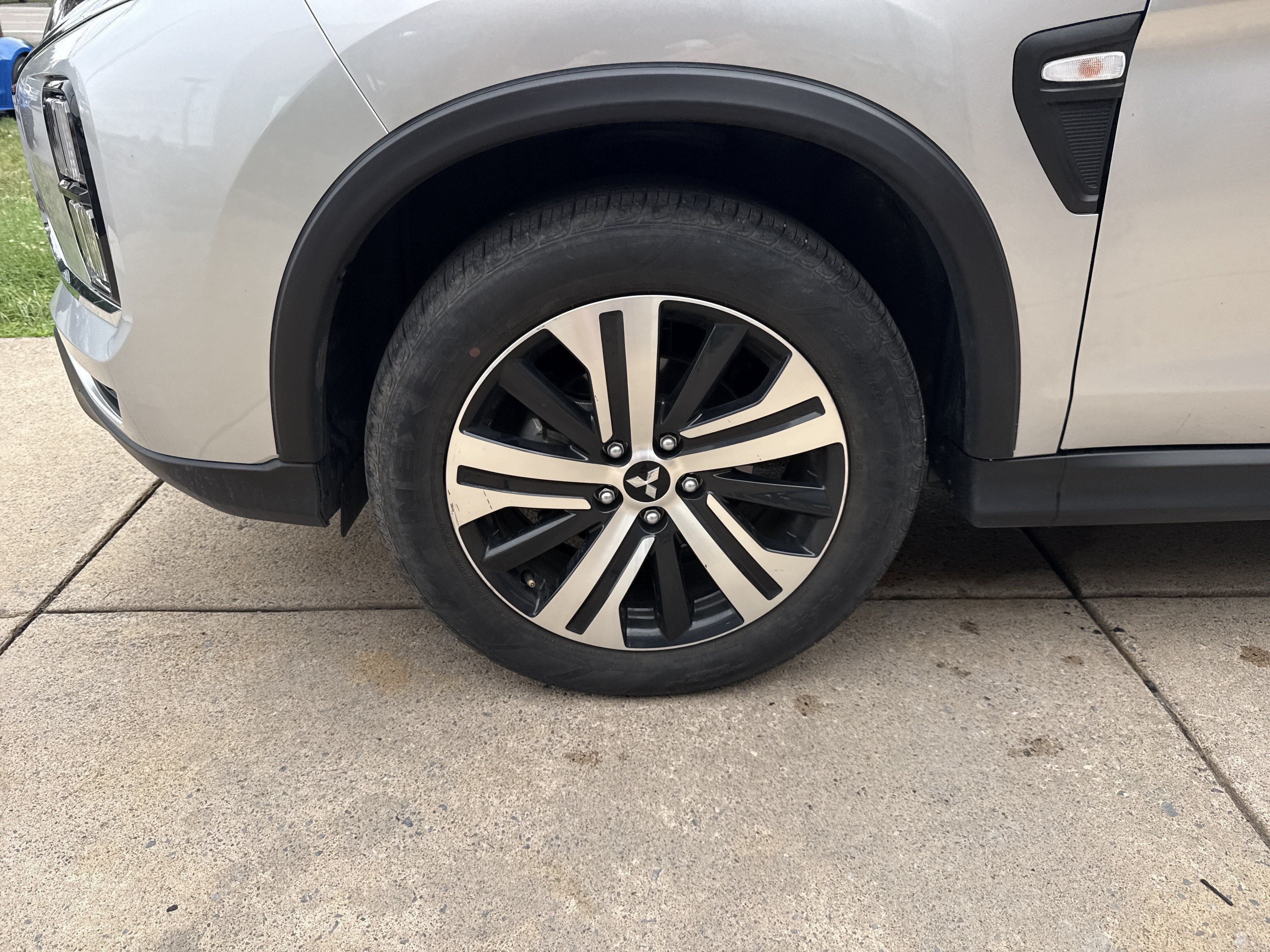 2026 Mitsubishi Outlander Sport ES