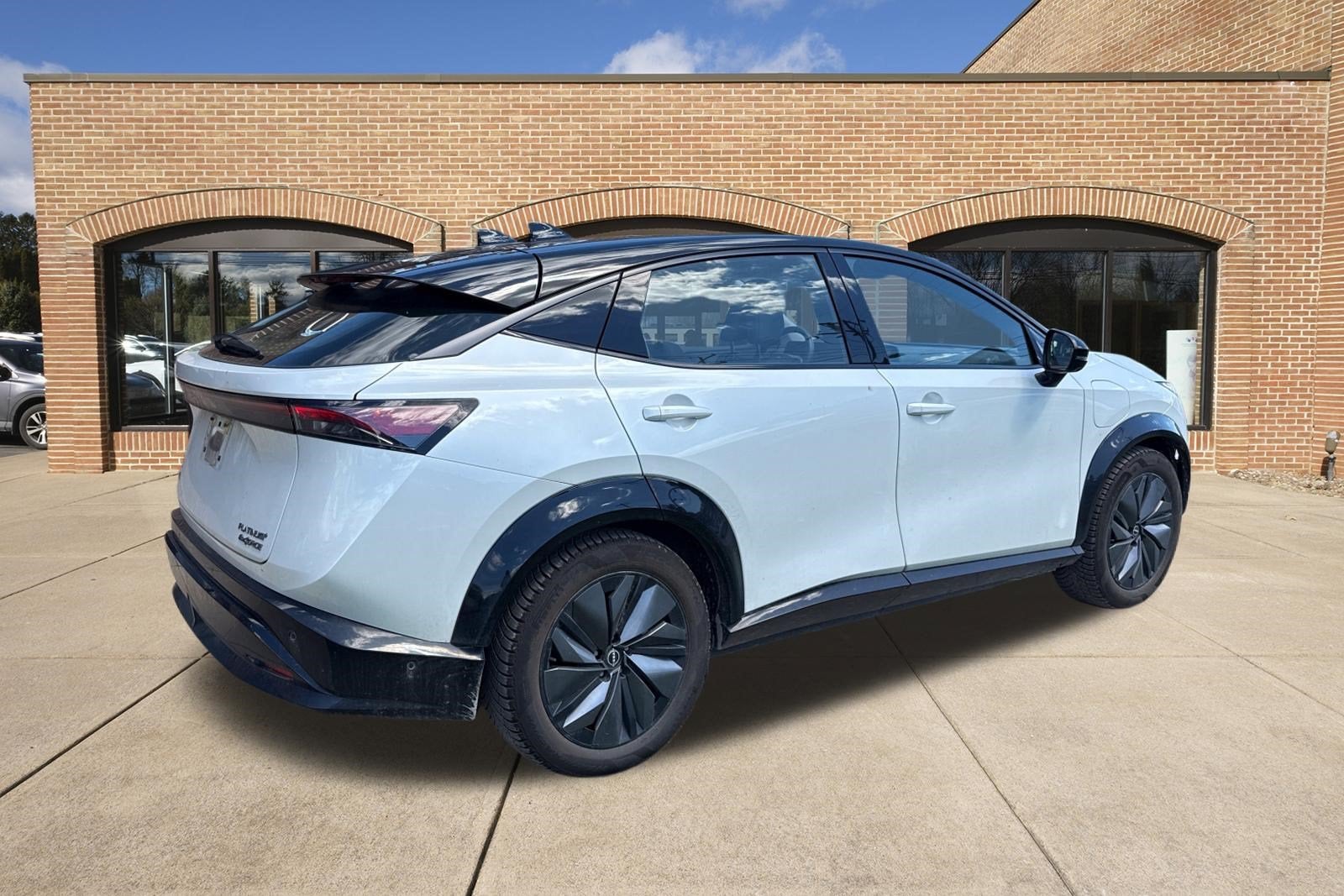 2023 Nissan ARIYA PLATINUM+