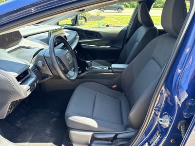 2025 Toyota Prius LE