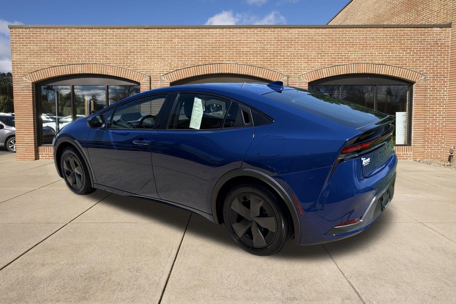 2025 Toyota Prius LE