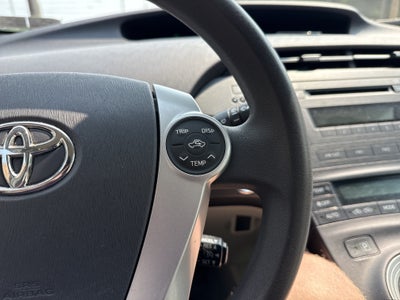 2010 Toyota Prius III