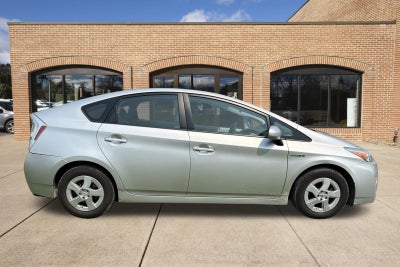 2010 Toyota Prius III