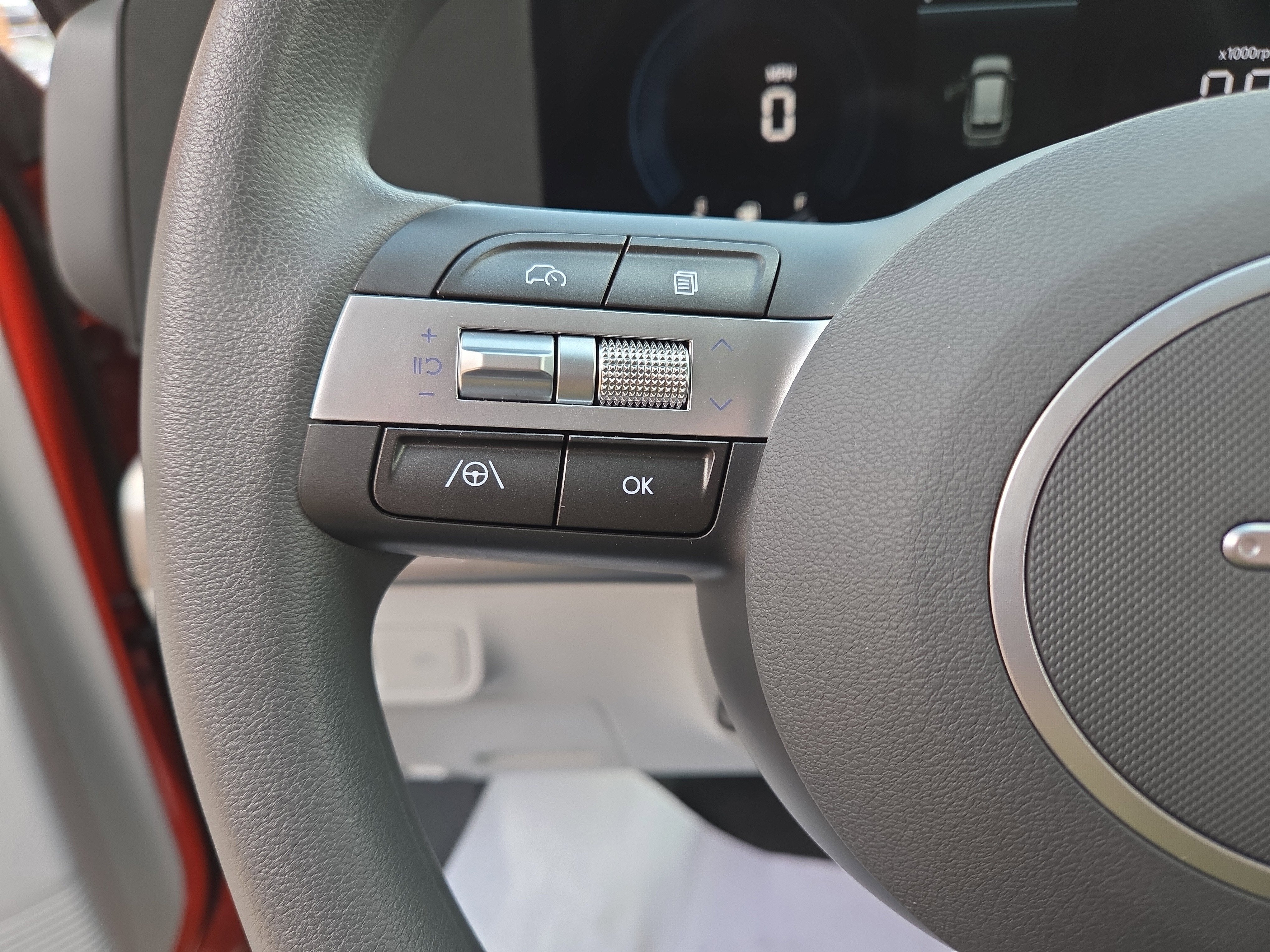 2025 Hyundai Kona SE