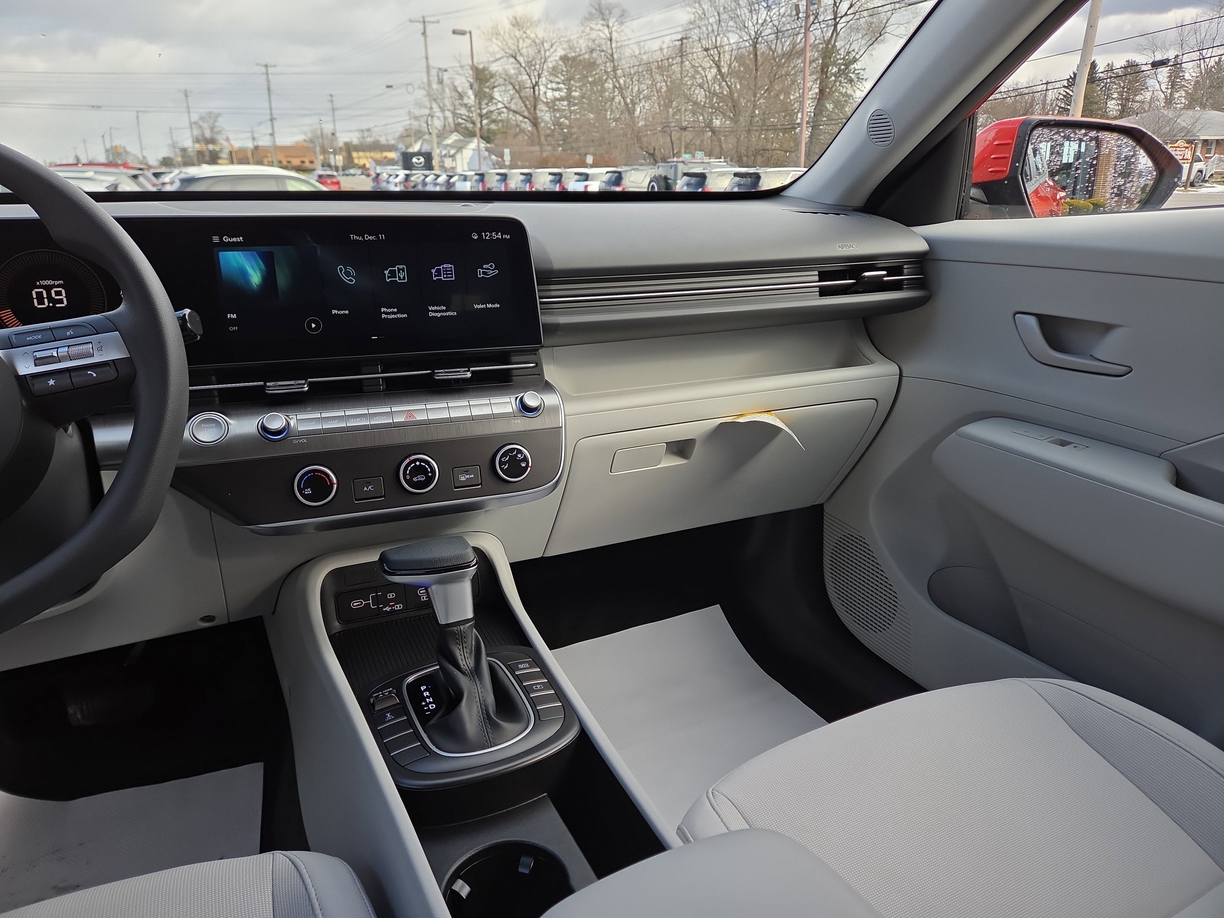 2025 Hyundai Kona SE