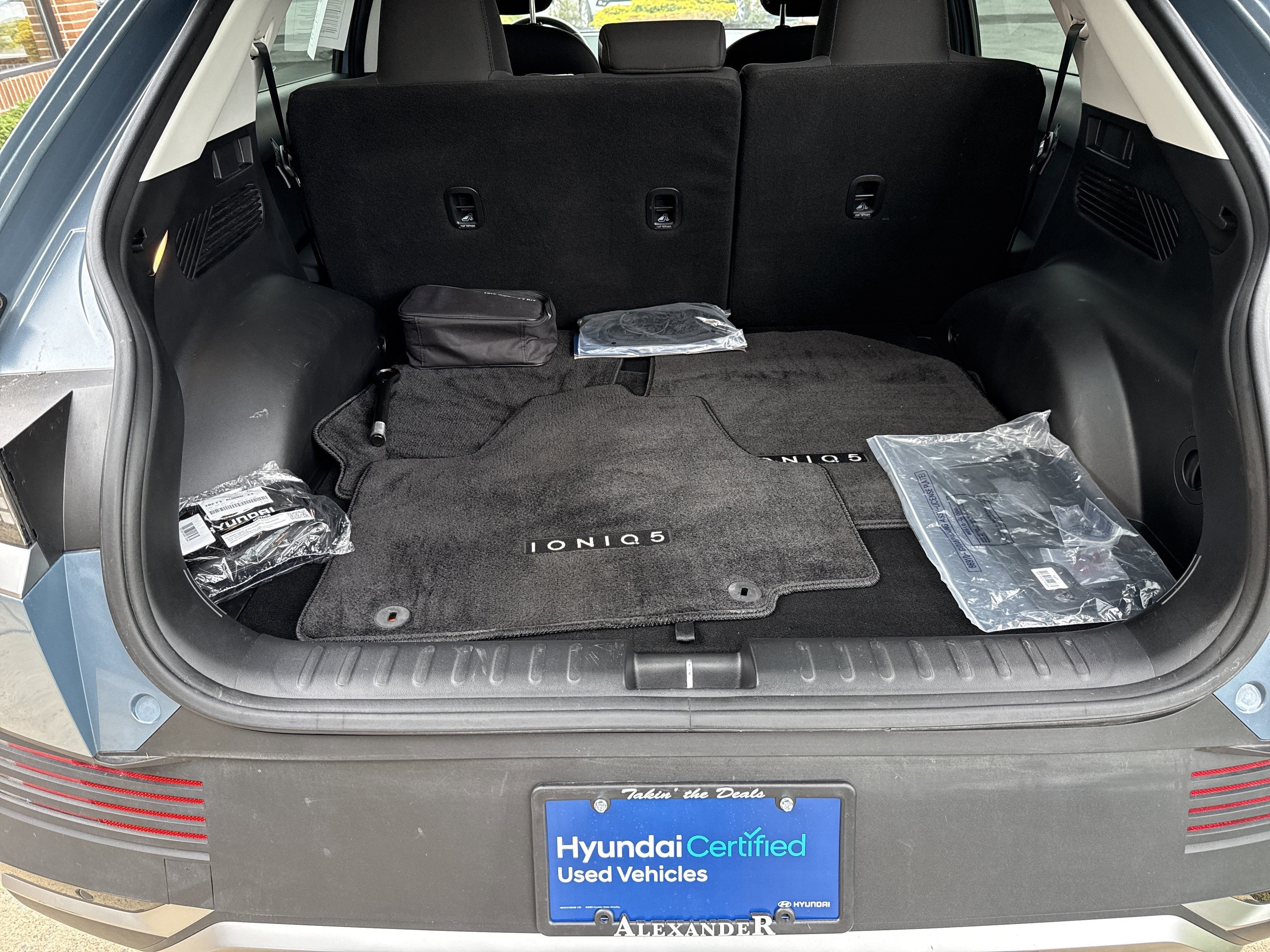 2024 Hyundai IONIQ 5 SEL