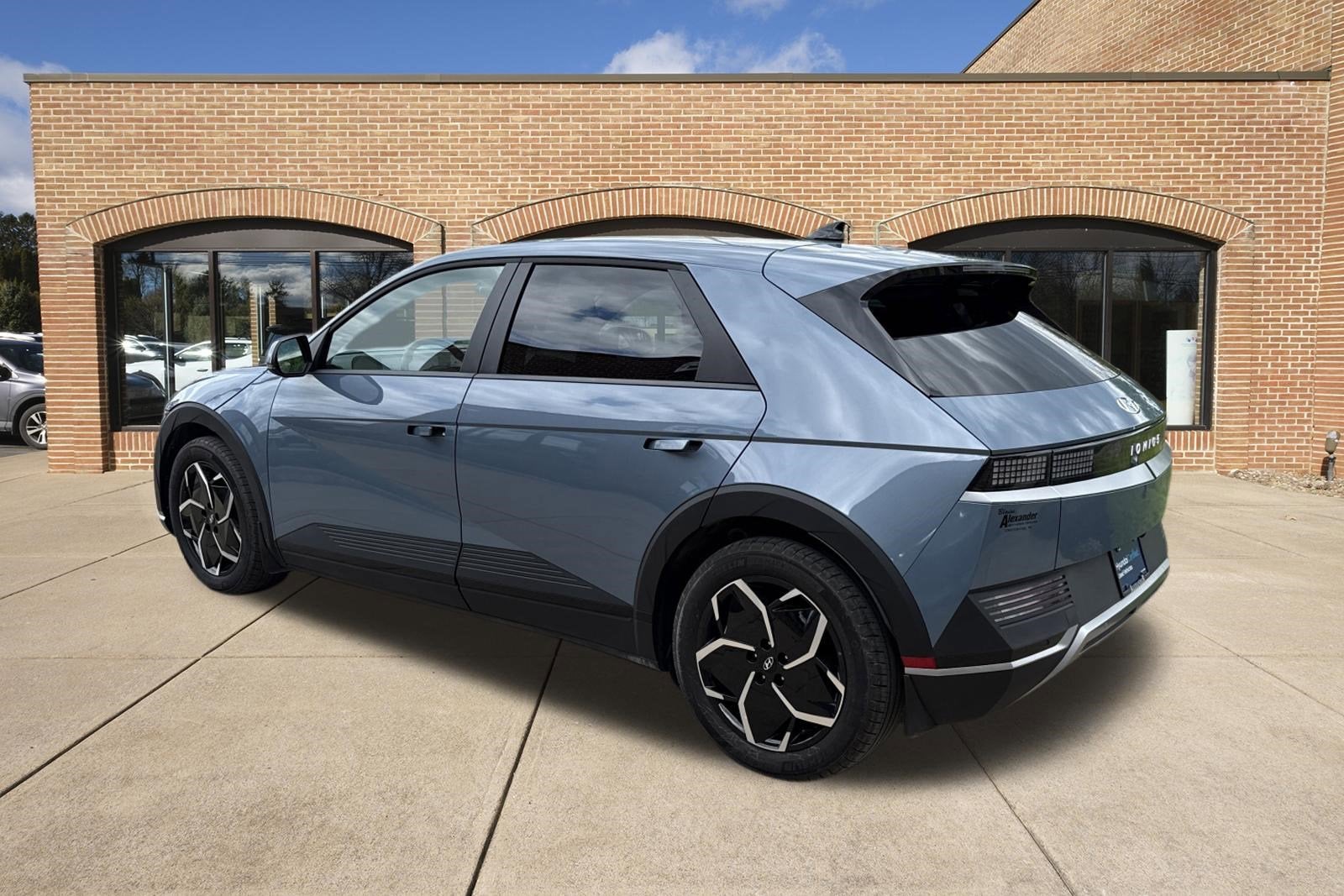 2024 Hyundai IONIQ 5 SEL