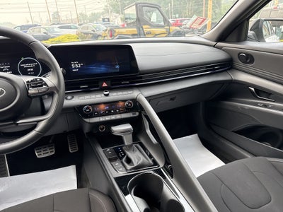 2025 Hyundai Elantra Hybrid SEL Sport