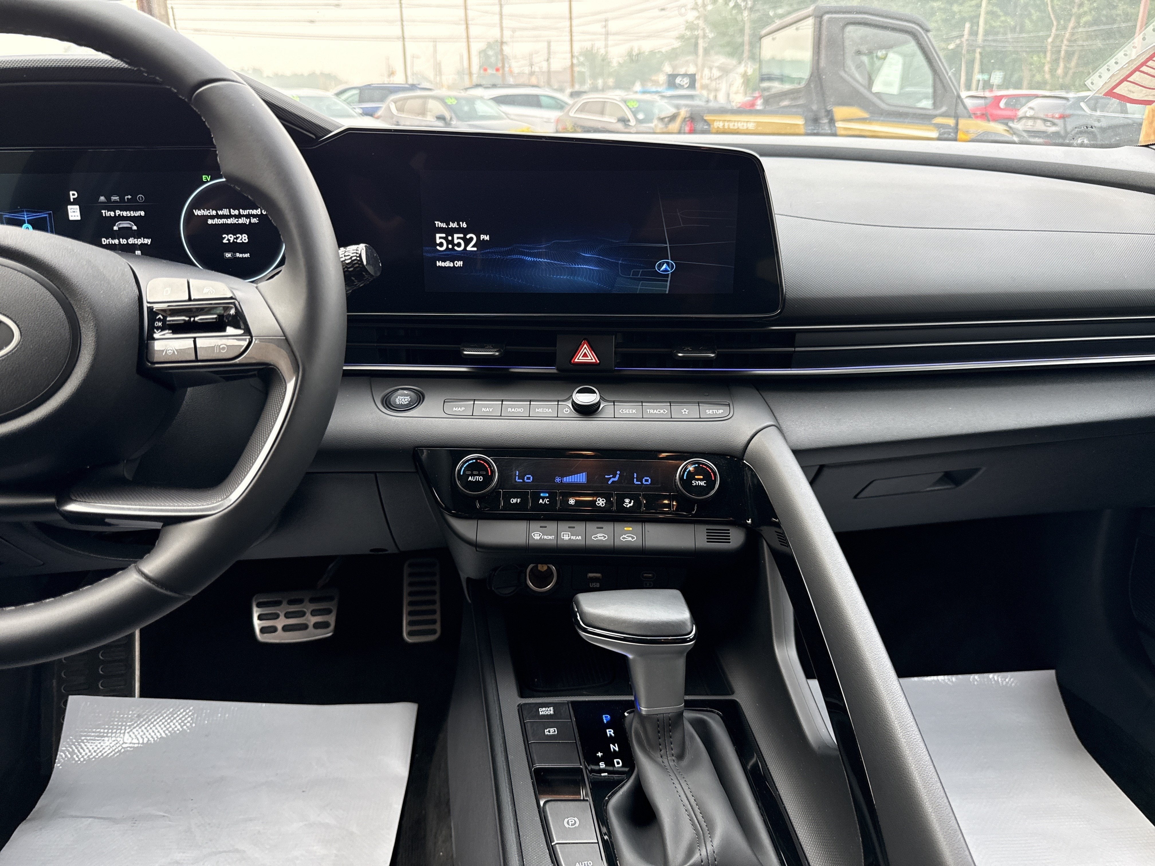 2025 Hyundai Elantra Hybrid SEL Sport
