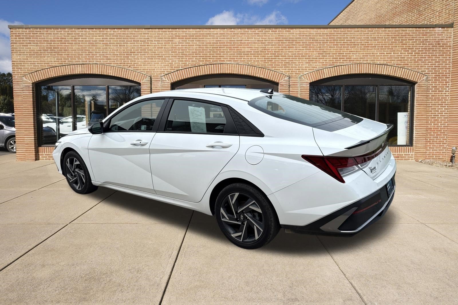 2025 Hyundai Elantra Hybrid SEL Sport