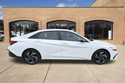 2025 Hyundai Elantra Hybrid SEL Sport