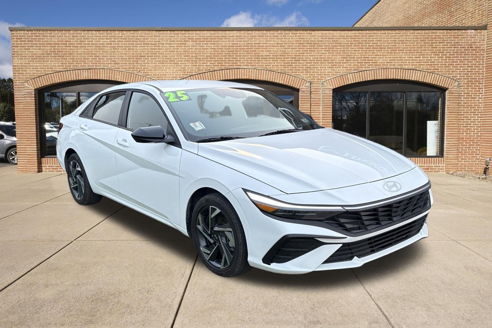 2025 Hyundai Elantra Hybrid SEL Sport