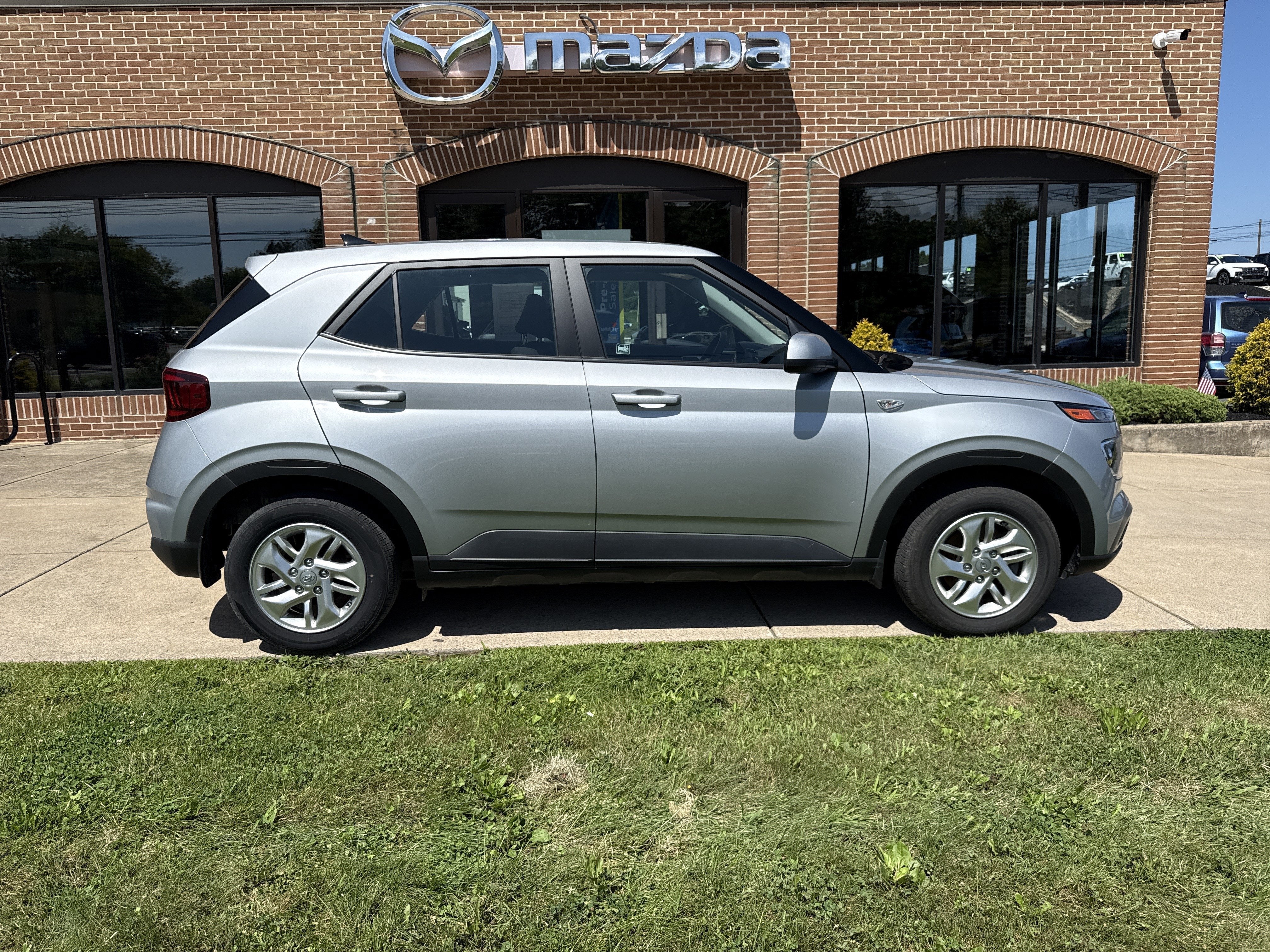 2021 Hyundai Venue SE
