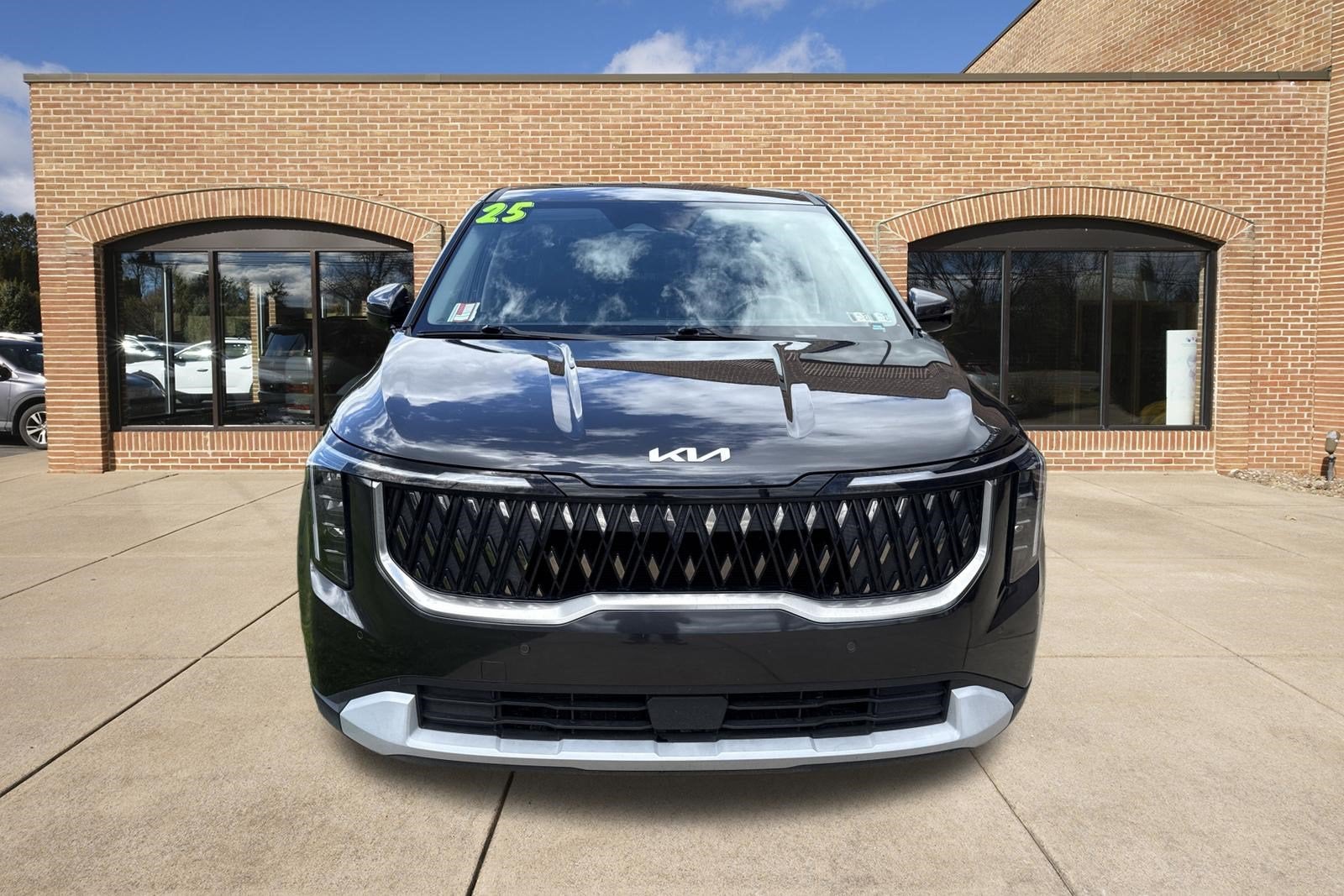 2025 Kia Carnival LXS