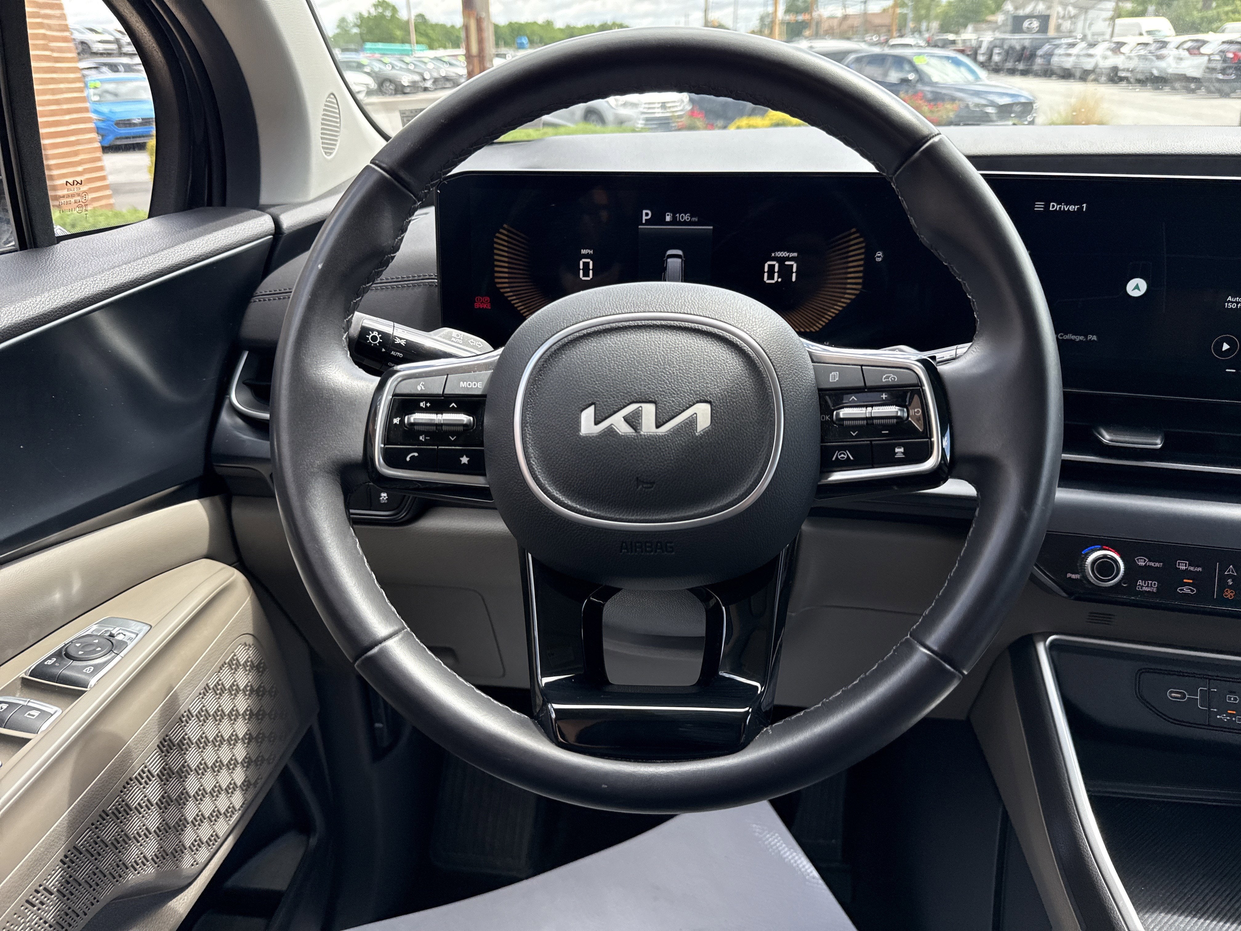 2025 Kia Carnival LXS