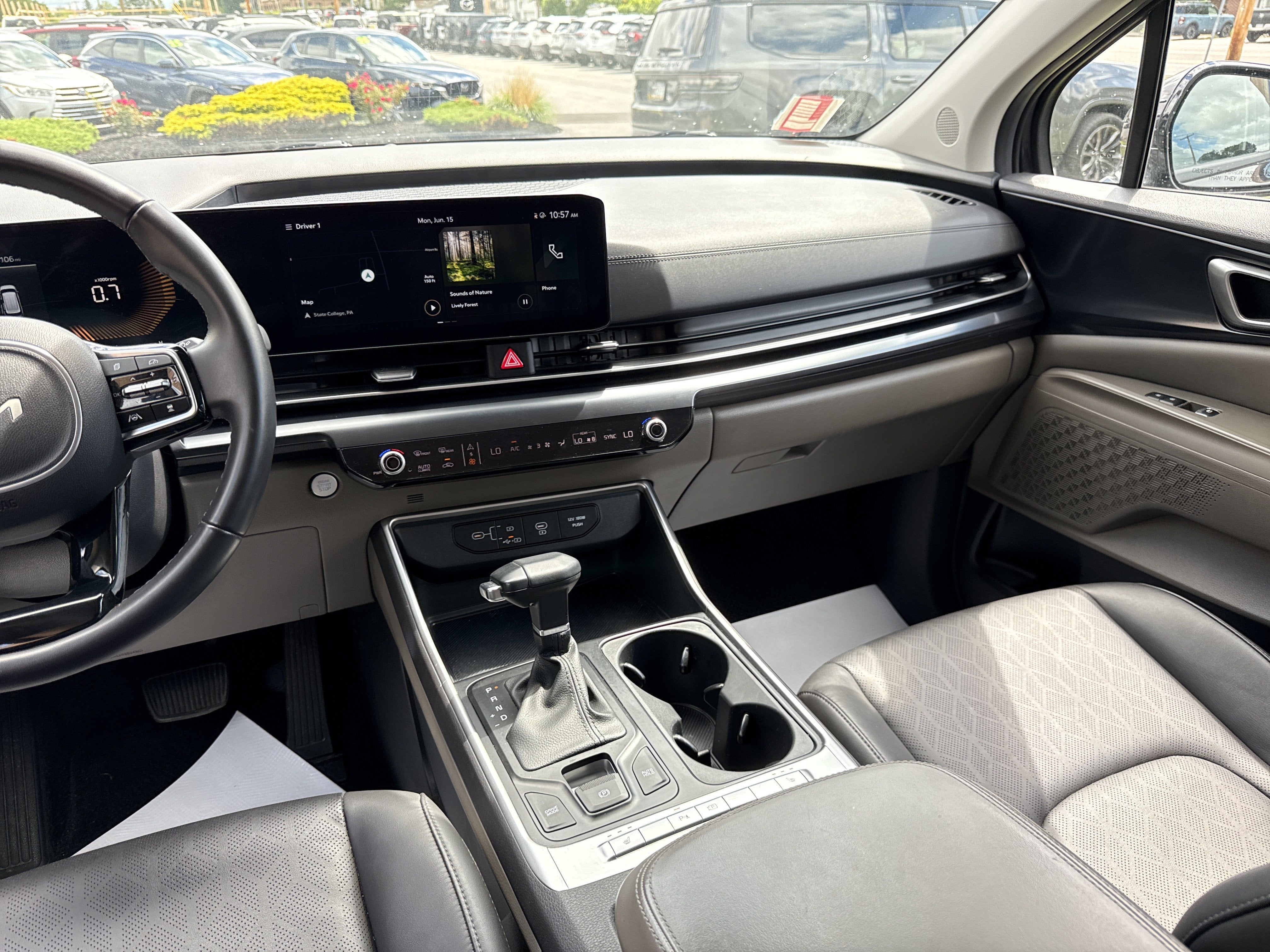 2025 Kia Carnival LXS