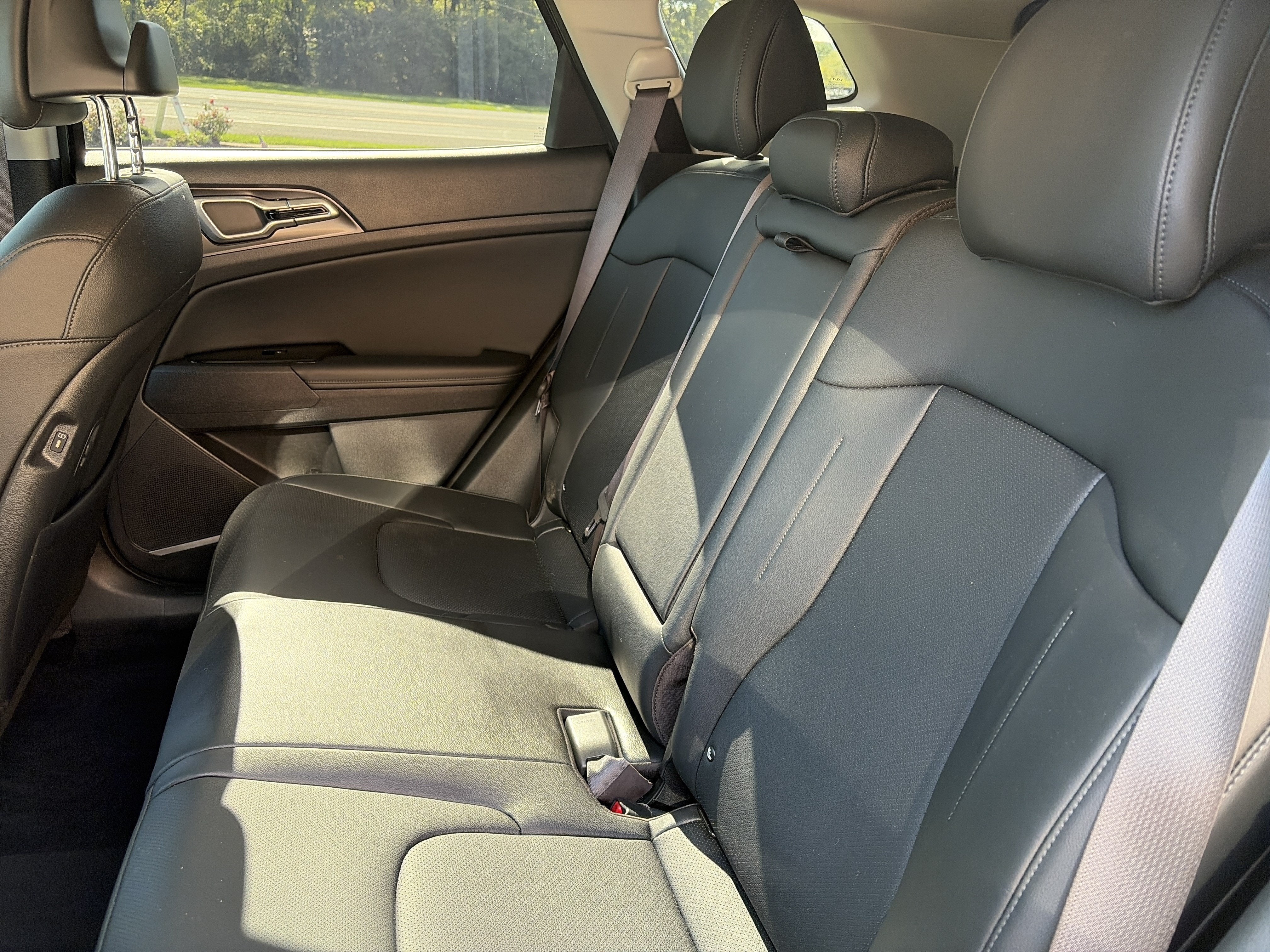 2025 Kia Sportage Hybrid EX