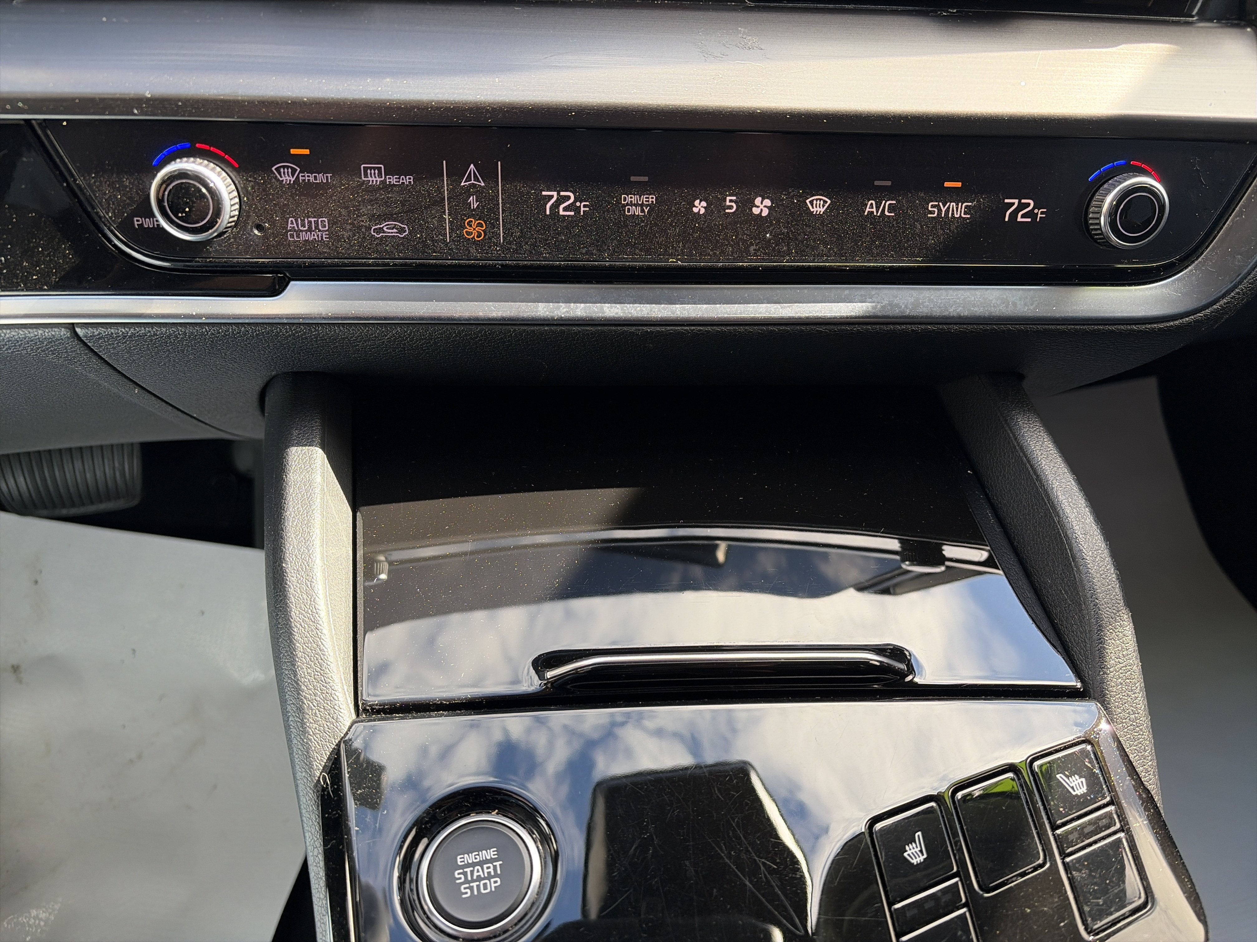 2025 Kia Sportage Hybrid EX