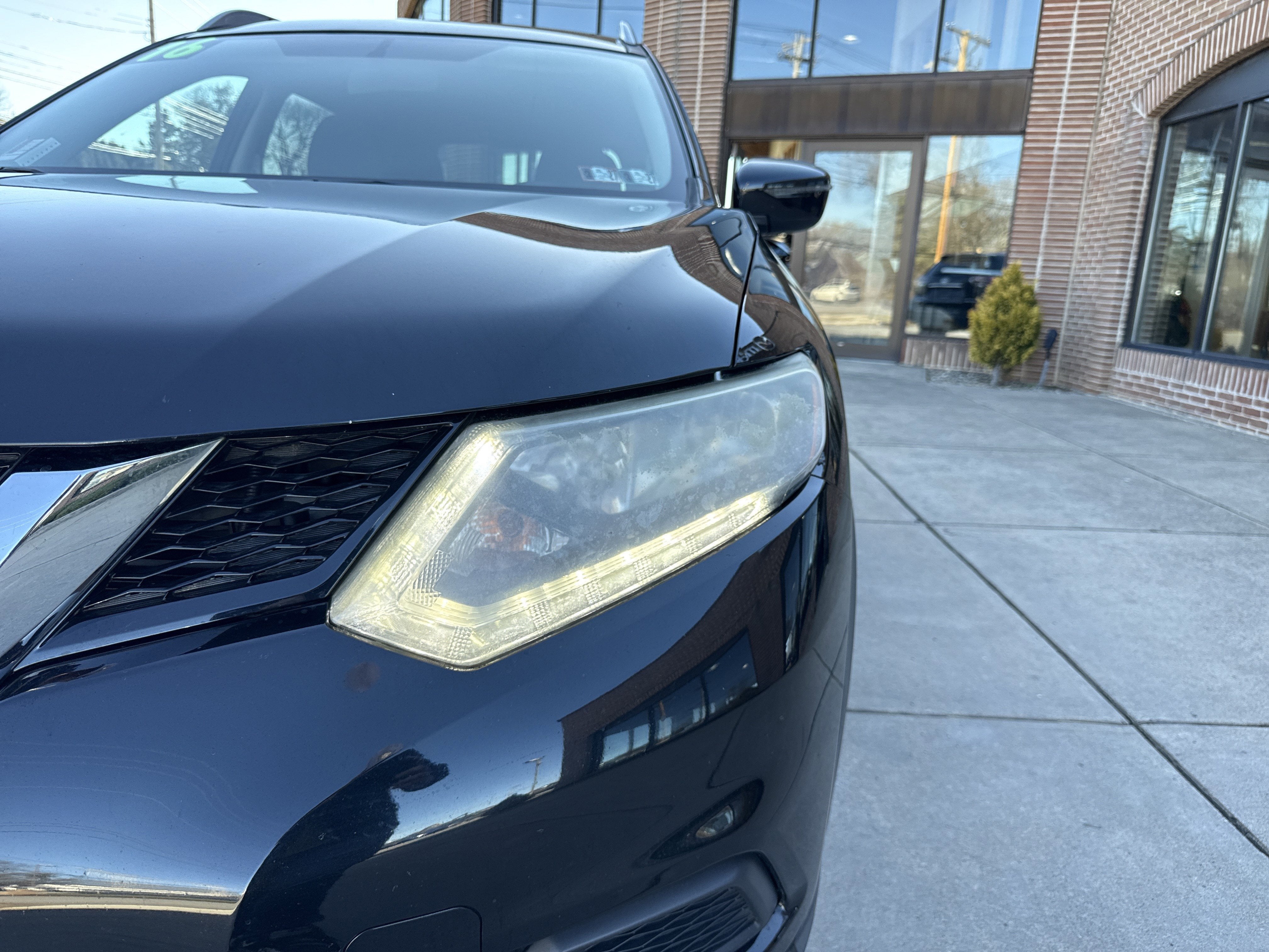 2016 Nissan Rogue SV