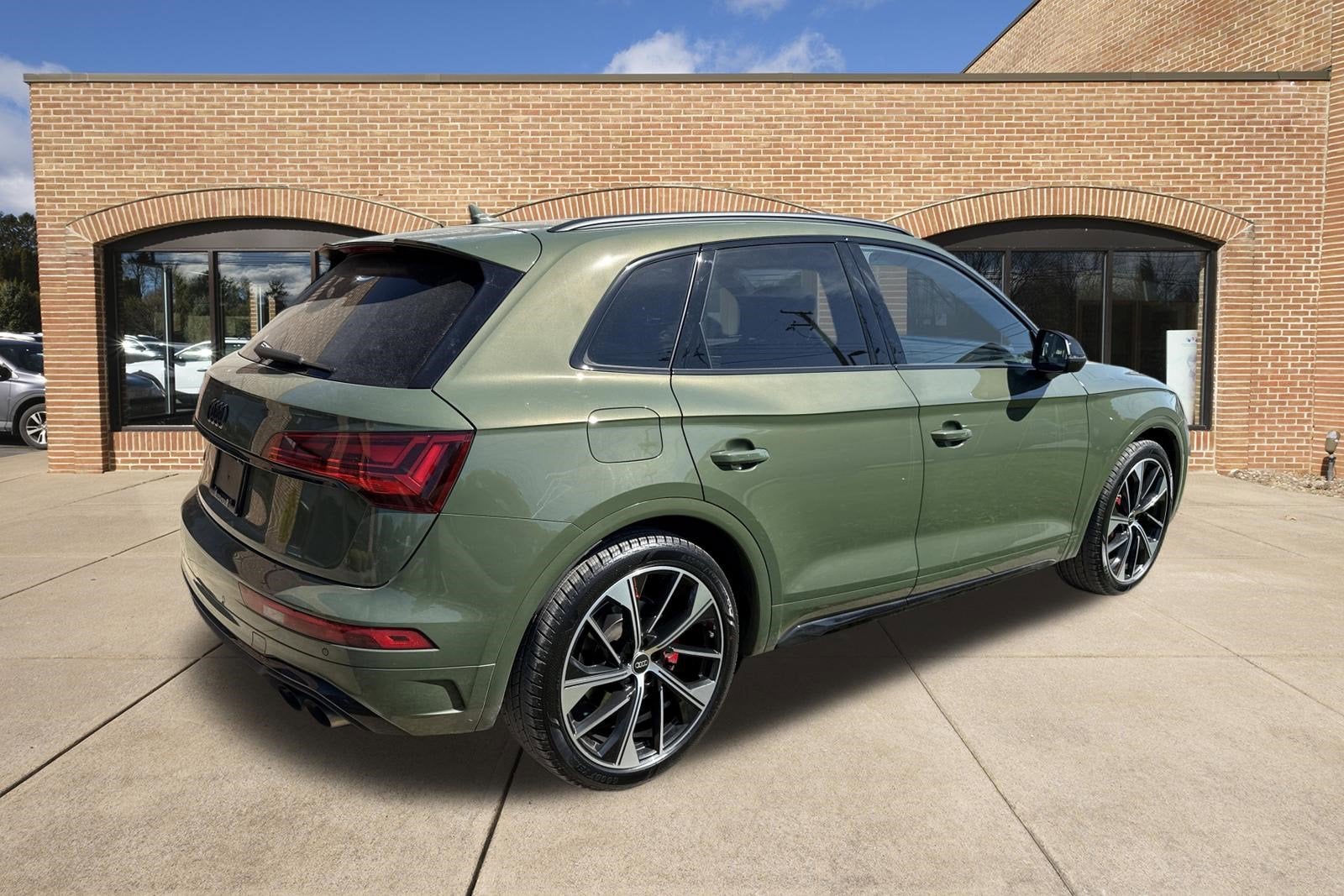 2023 Audi SQ5 Premium Plus