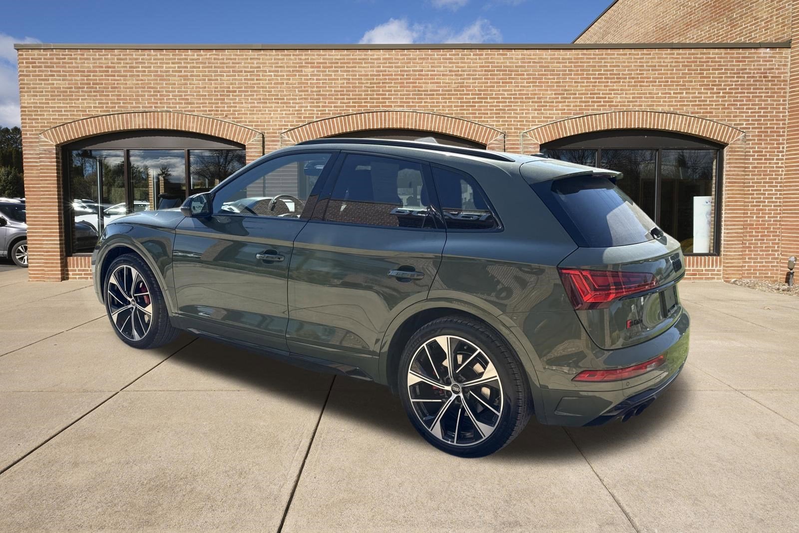 2023 Audi SQ5 Premium Plus